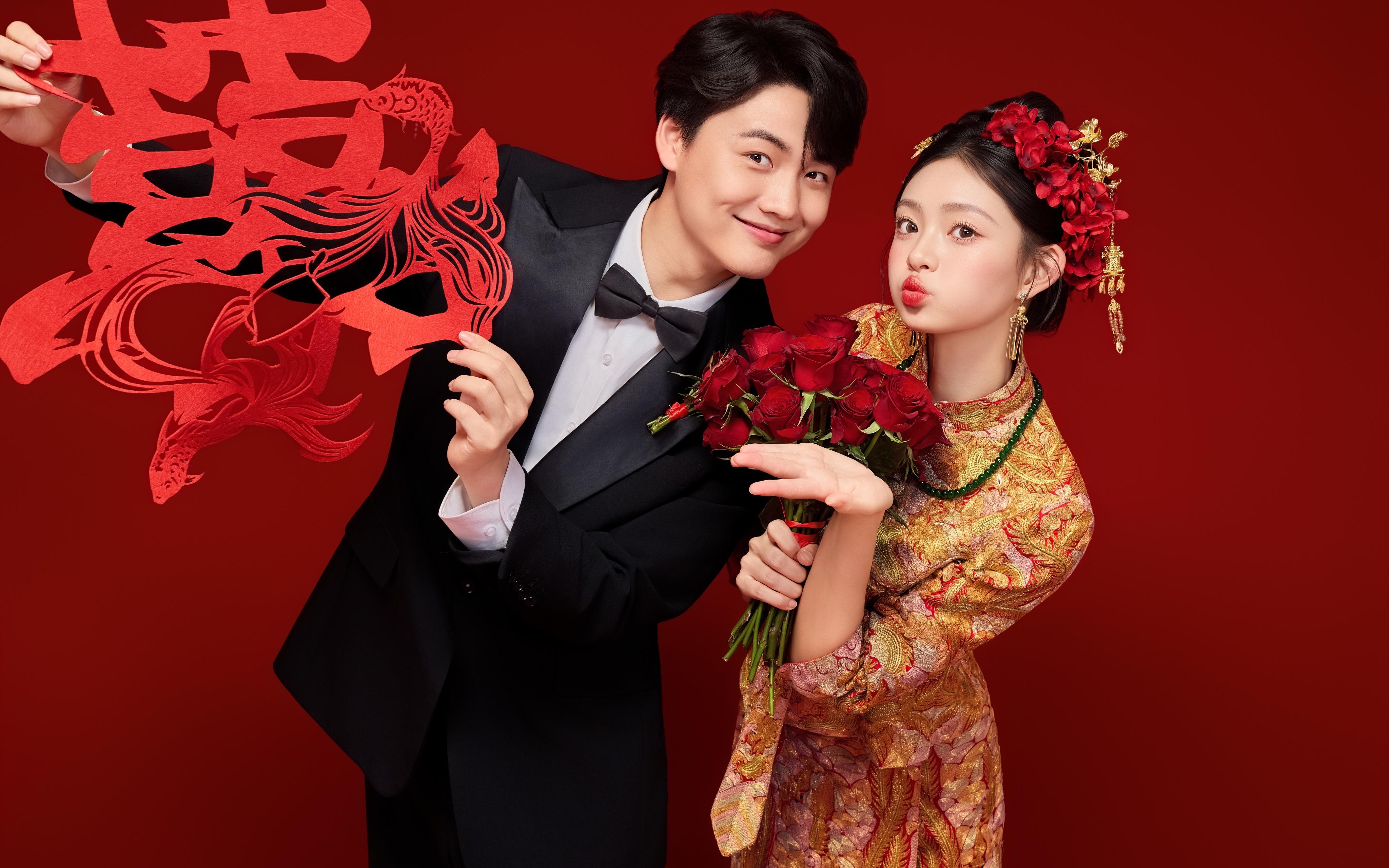 适配所有人眼光的红底喜嫁婚纱照风格