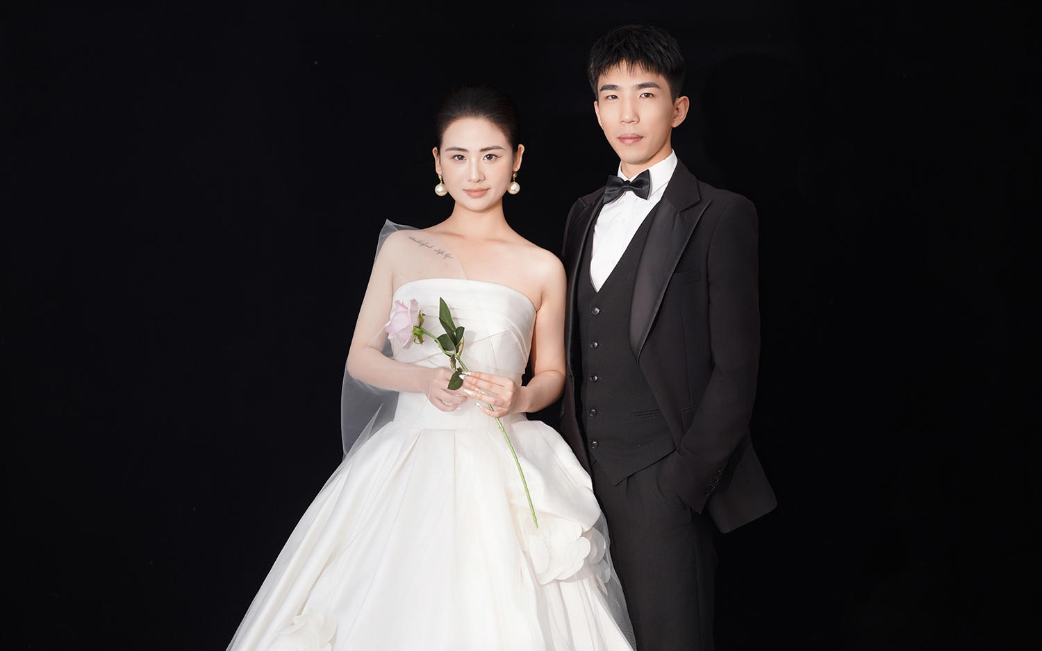Ms Guo  & Mr Liu