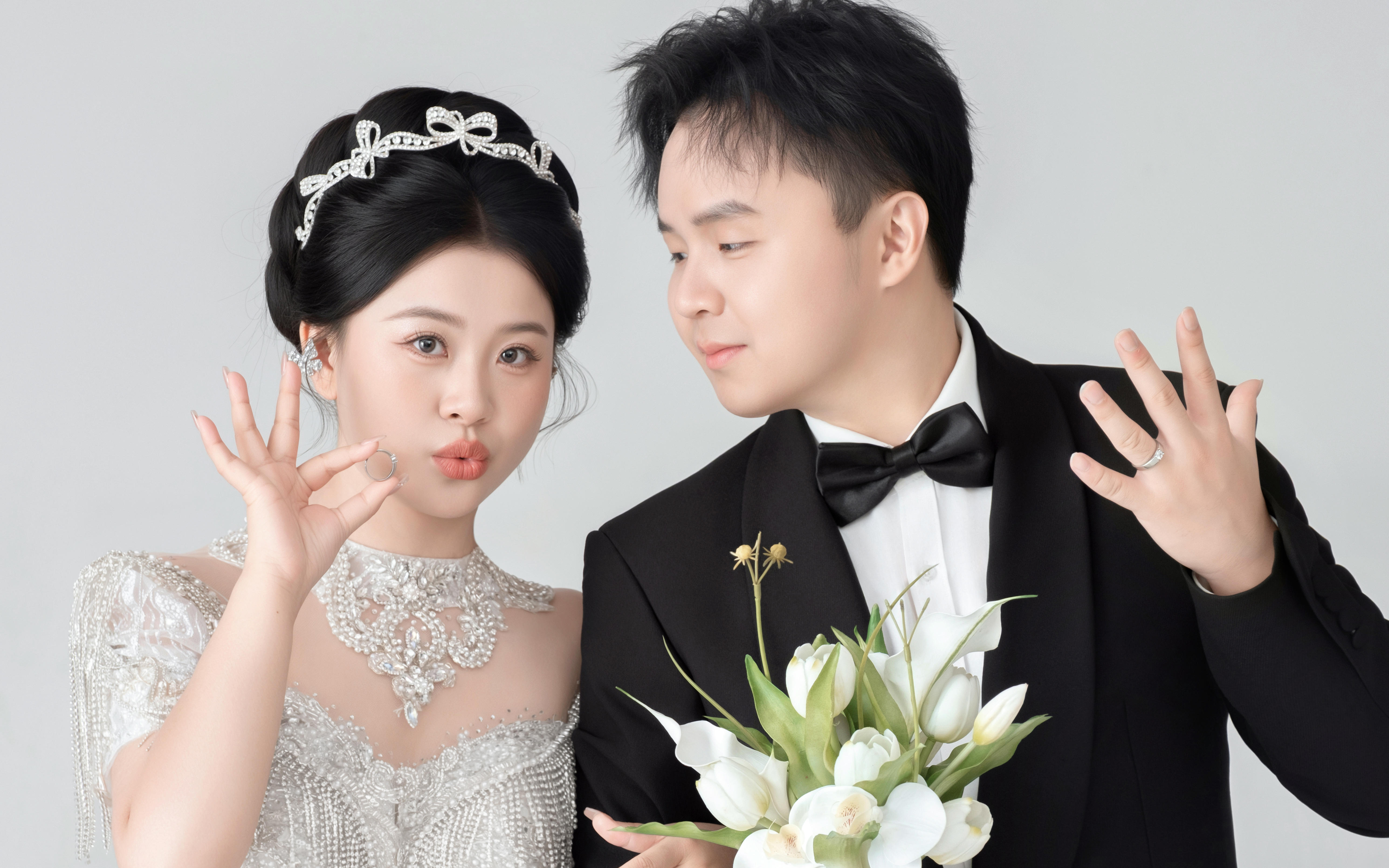 甜到齁的极简婚纱照✨真的好爱啊啊啊～
