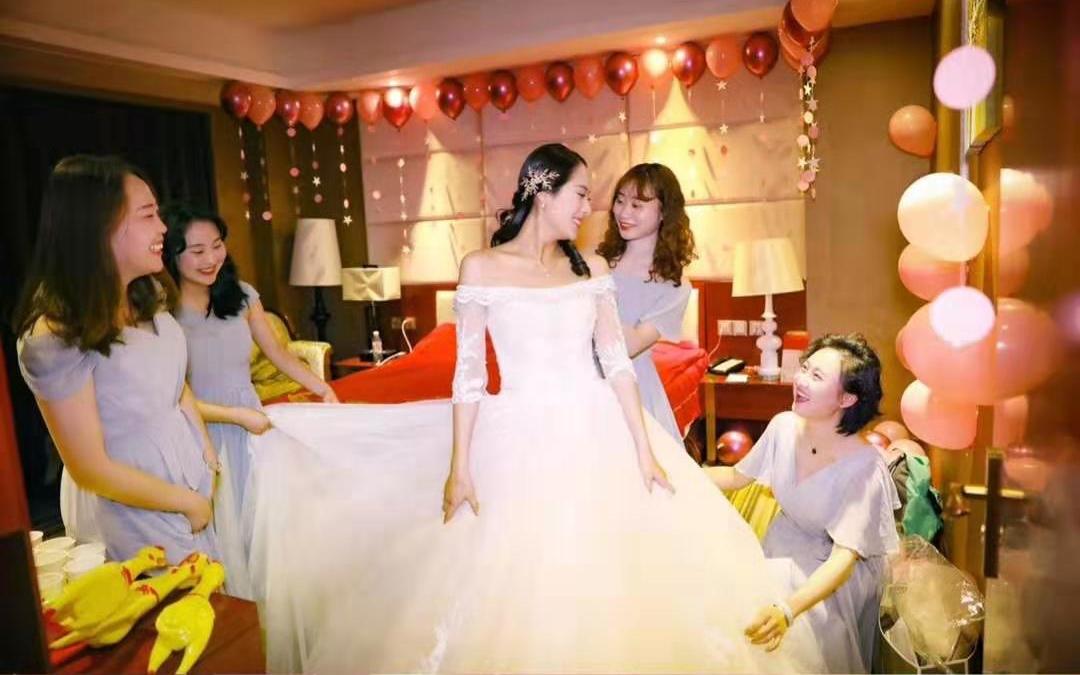 进口烫金大拖尾仪式纱   高级定制出门纱