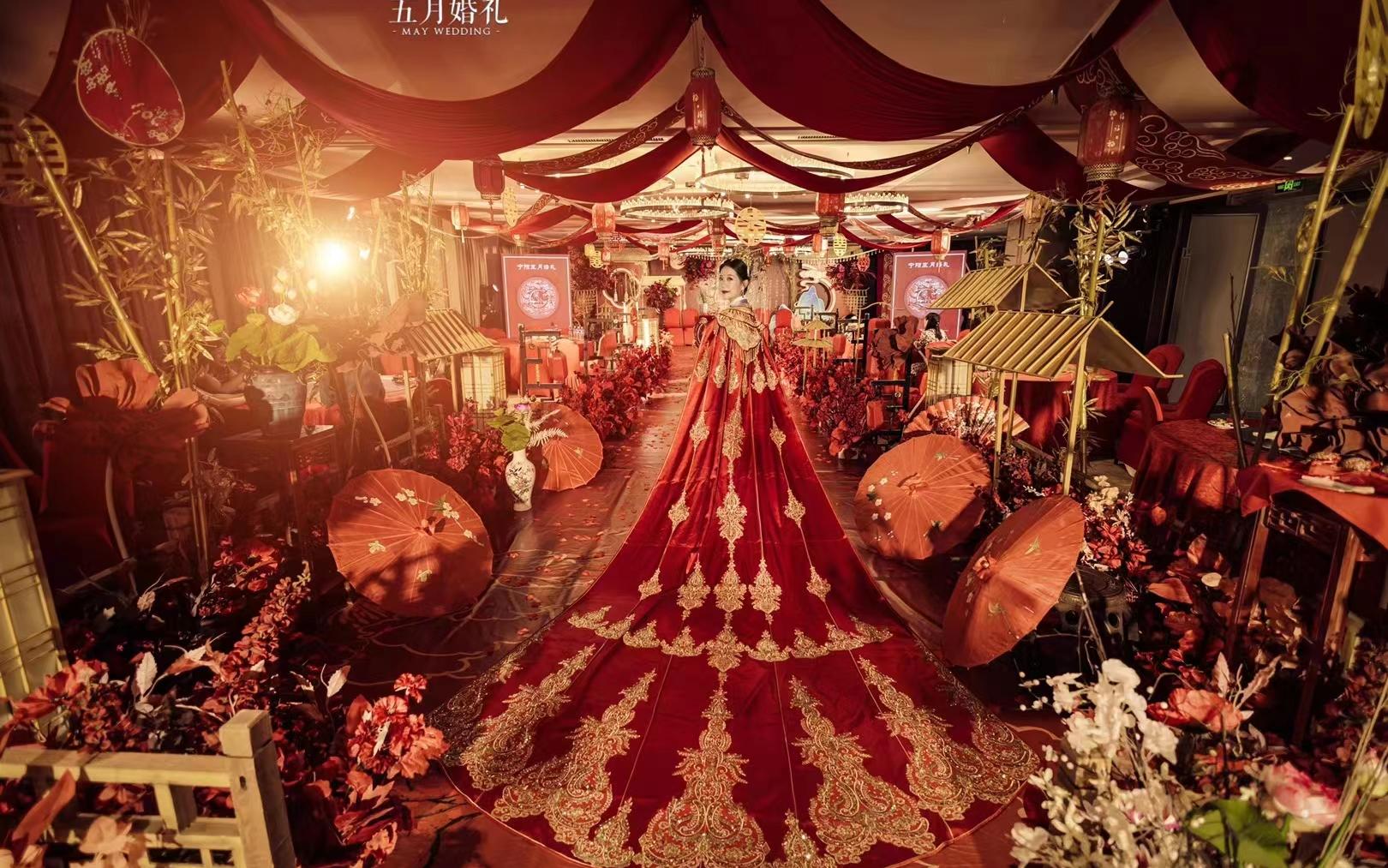 龙凤呈祥红色中式传统婚礼