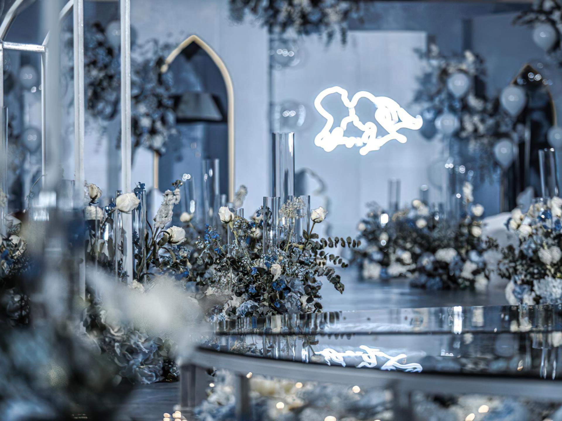 【诺言】#莫兰迪蓝色时尚婚礼#冰翎