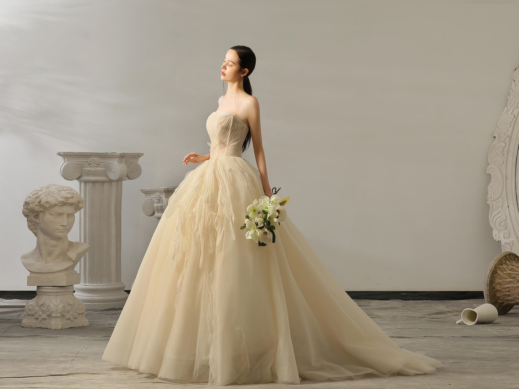 【豆苗原创设计】爱的婚纱新款原创3+2套餐