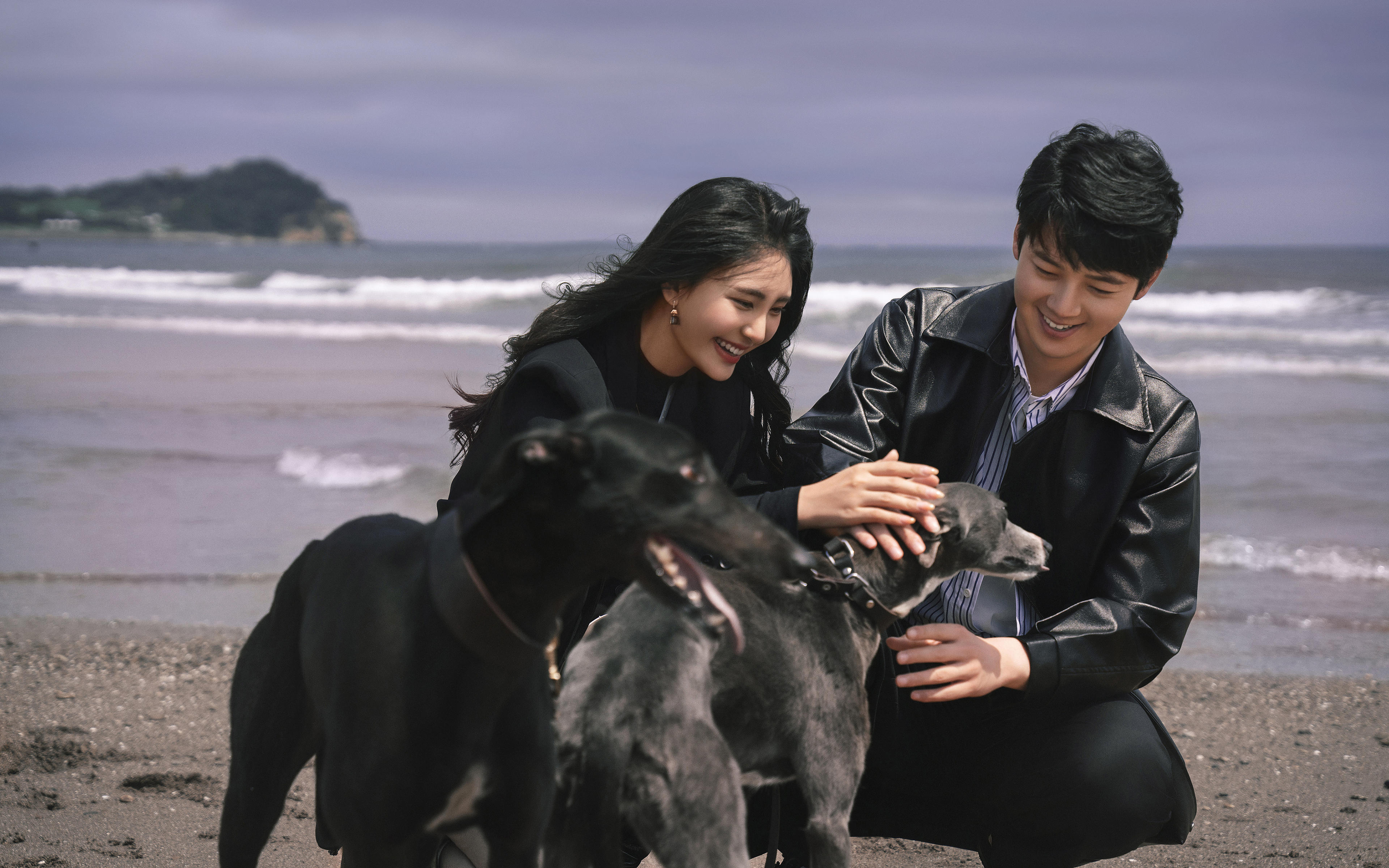 这样的海景婚纱照我愿称之薇神