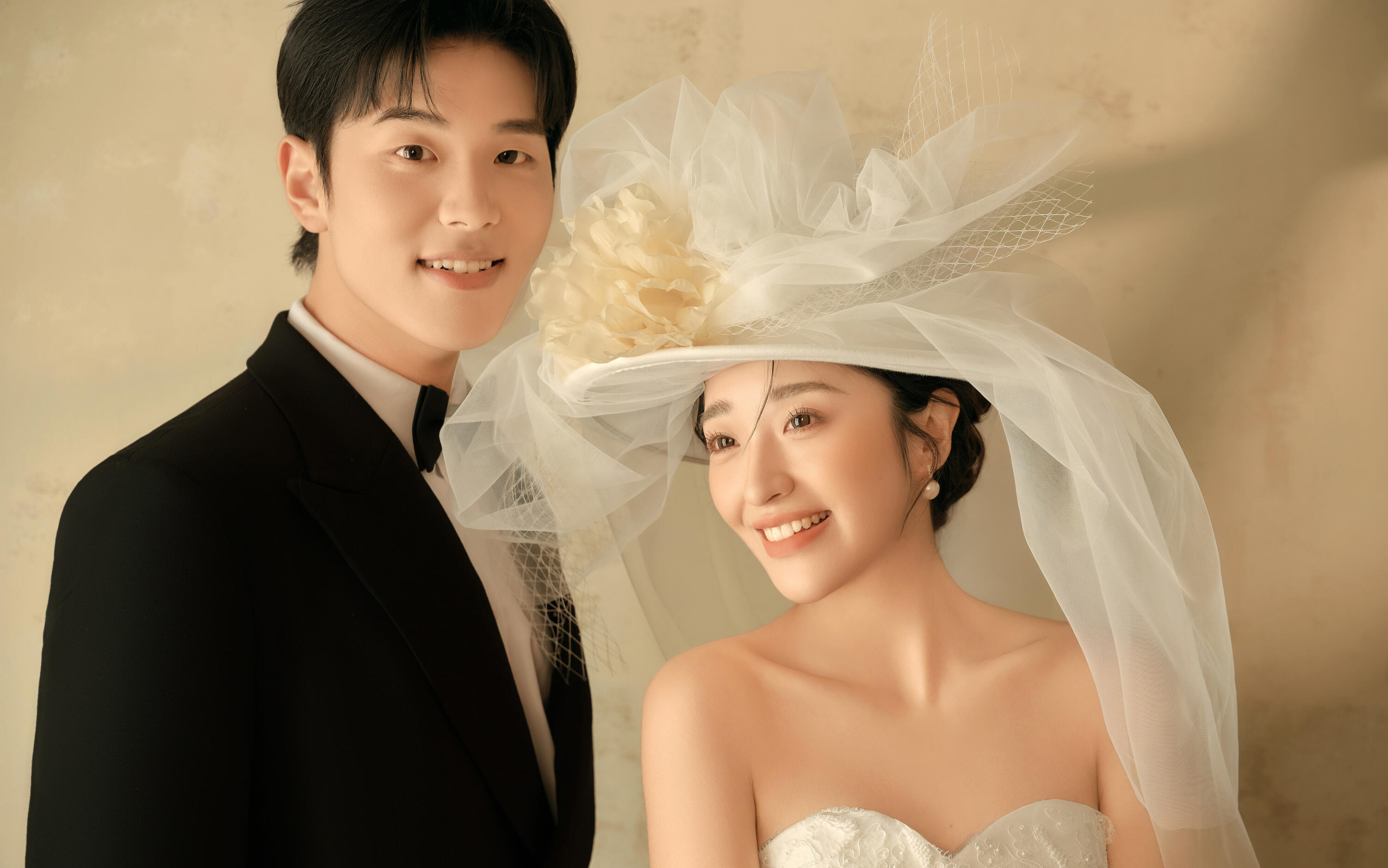 滿(mǎn)滿(mǎn)氛圍感的儀式感光影婚紗照