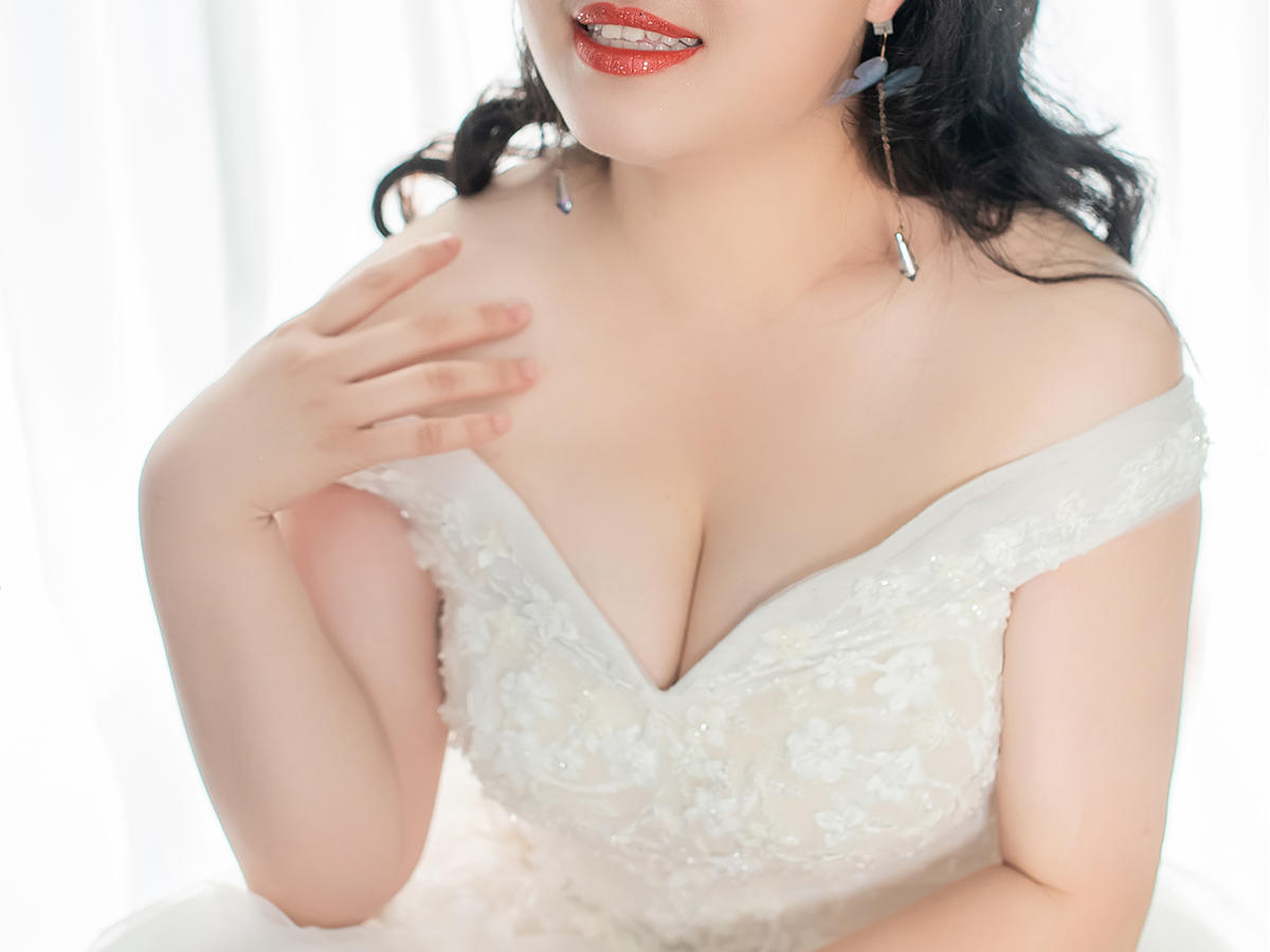 【豆苗原创 新款到店 】胖姑娘有福款婚纱礼服