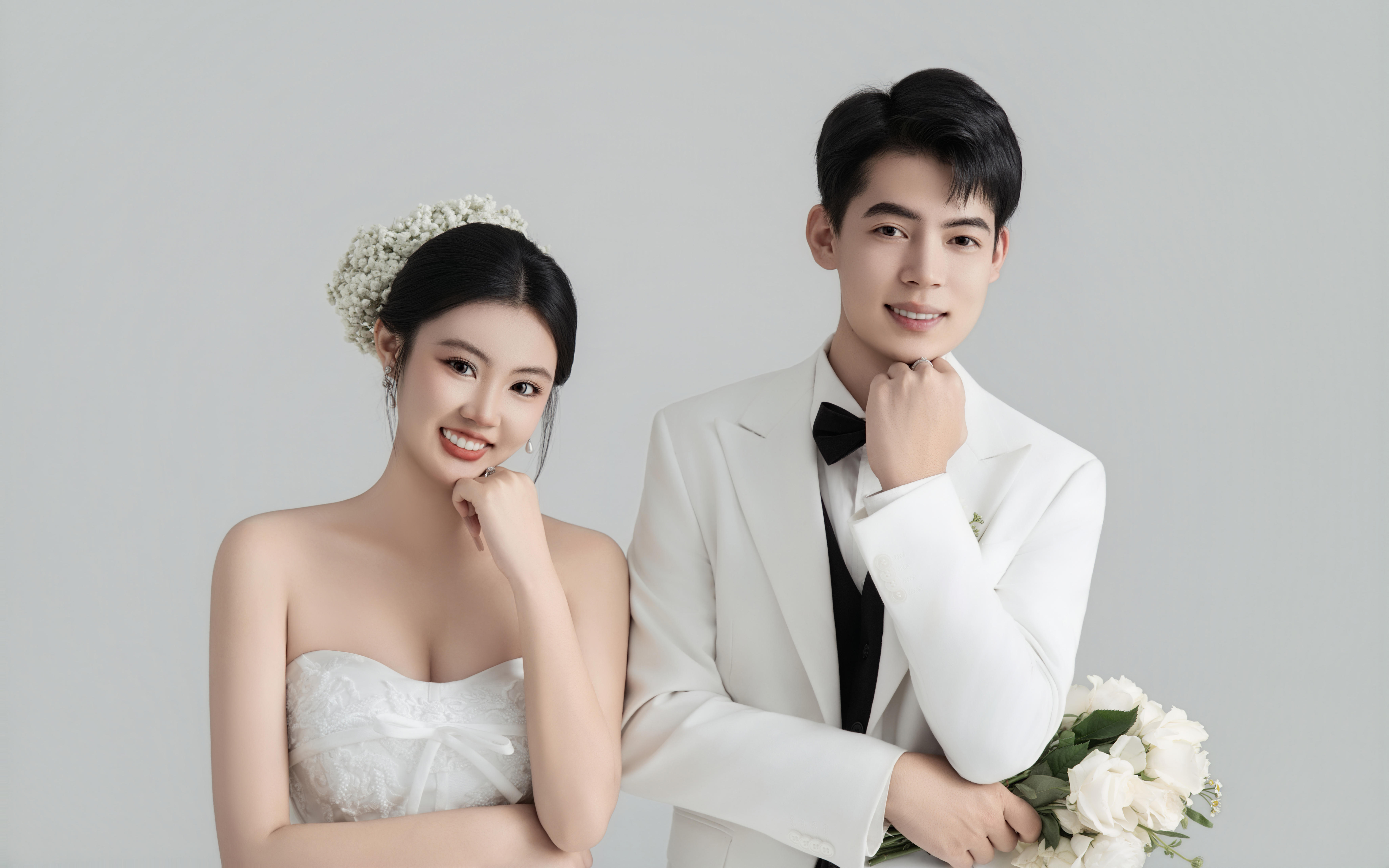 白紗配撞色西裝? 輕奢婚照的高級(jí)感