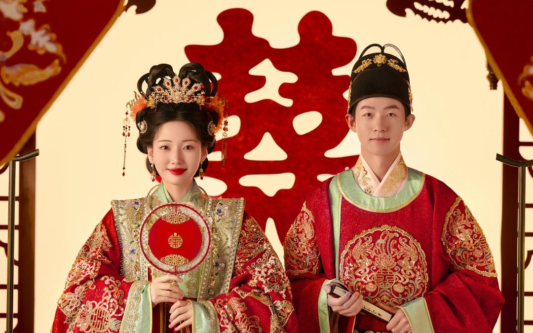 被長輩夸爆的漢服婚紗照