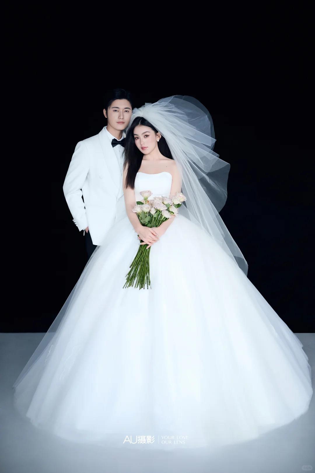 高級感簡約主紗婚紗照??蘇州婚紗照