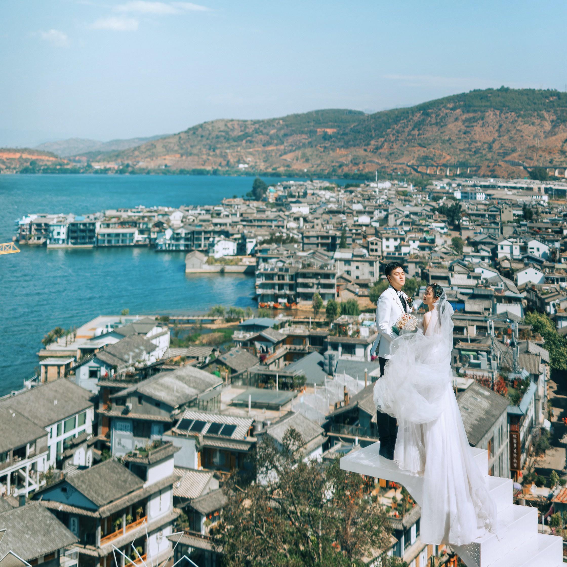大理双廊古镇古街+水中船+洱海浪漫旅拍
