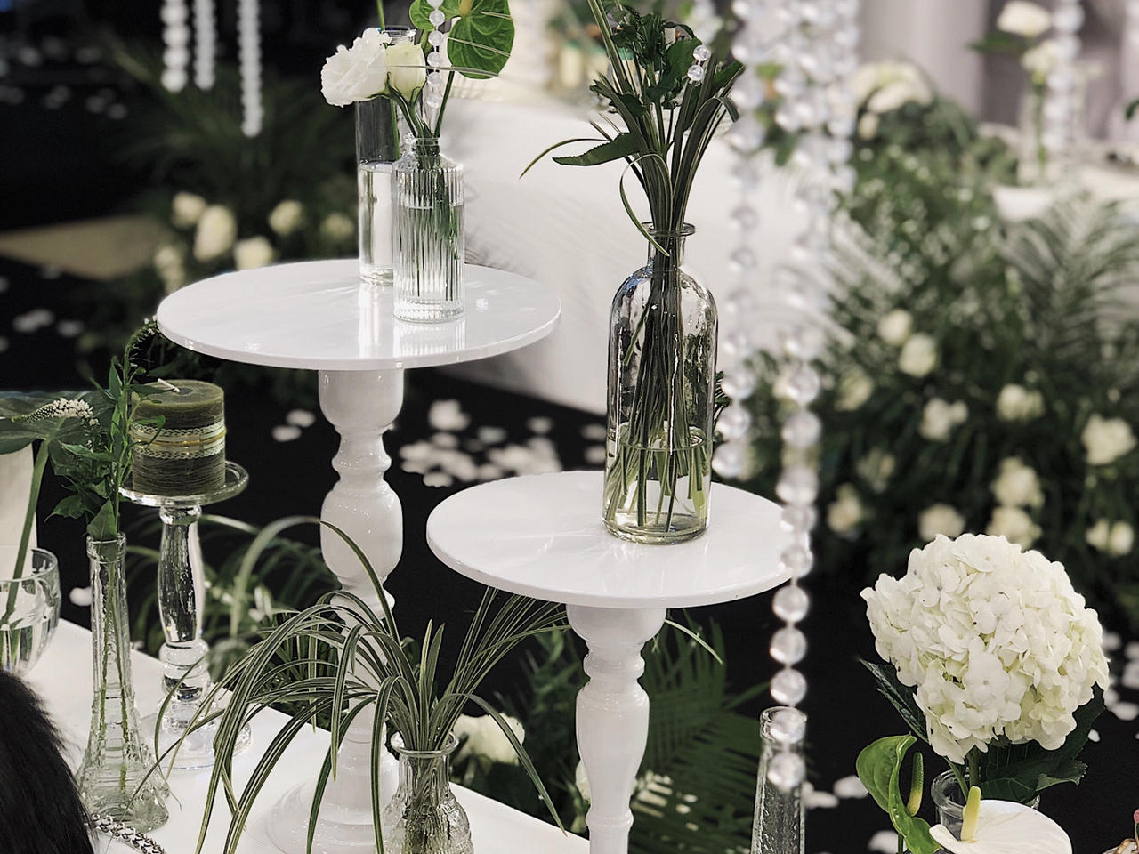 包含四大金刚 极简式白绿婚礼 