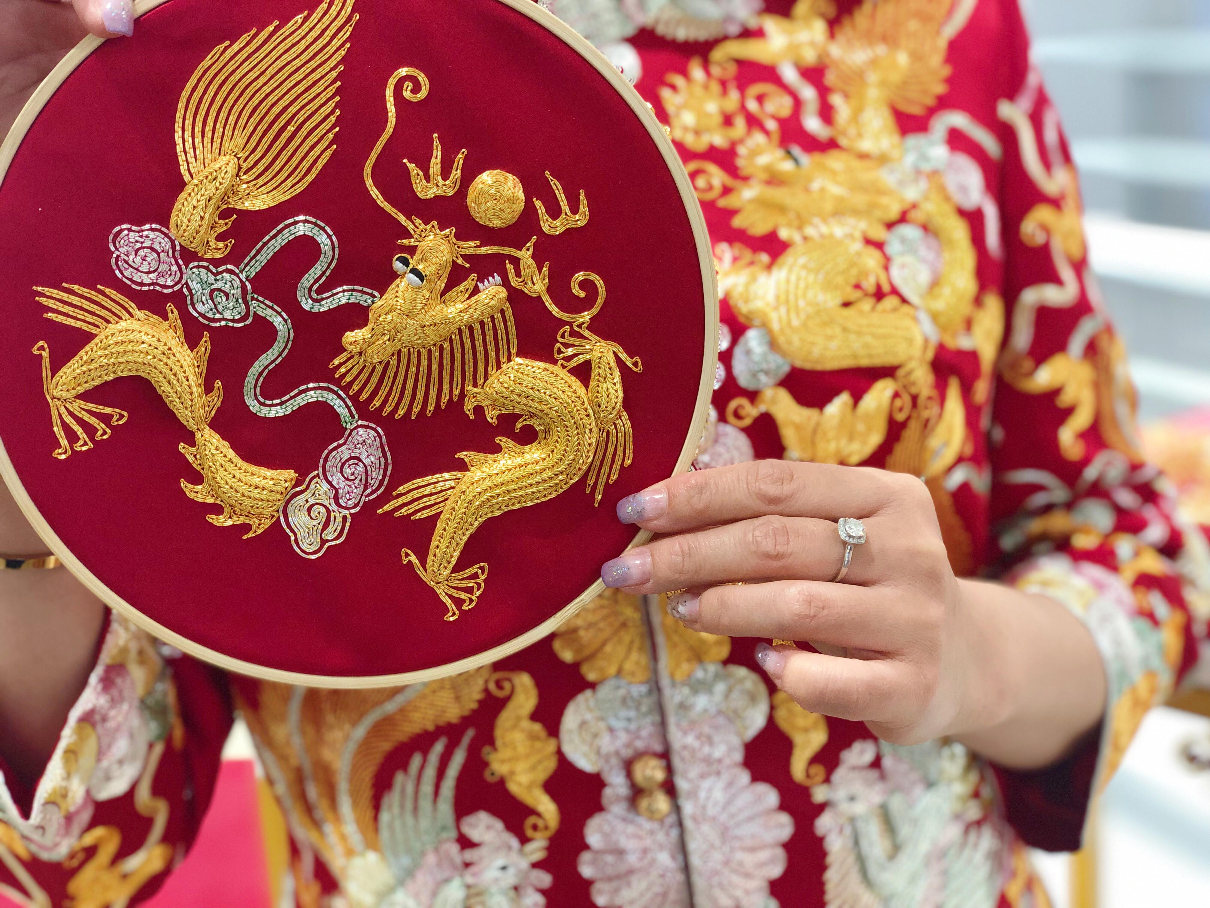 高端定制尊贵套系奢侈婚纱礼服