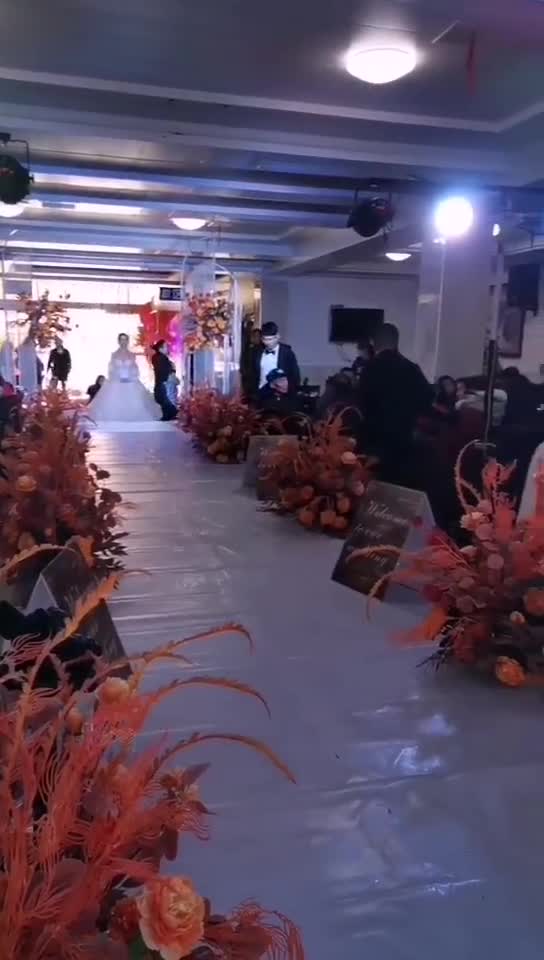 喜乐婚庆秋色系婚礼现已推出