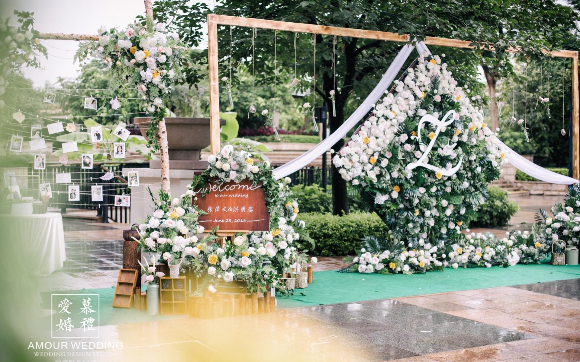 AMOUR | 一场美美的会玩的 · 户外婚礼