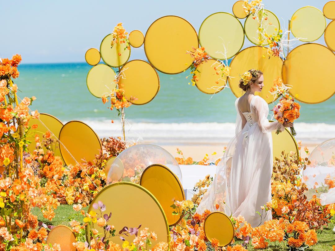 【秋の物语】草坪婚礼+婚礼布置+五大金刚+婚纱