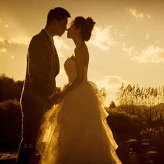 出境新人刑先生杨女士最新客照