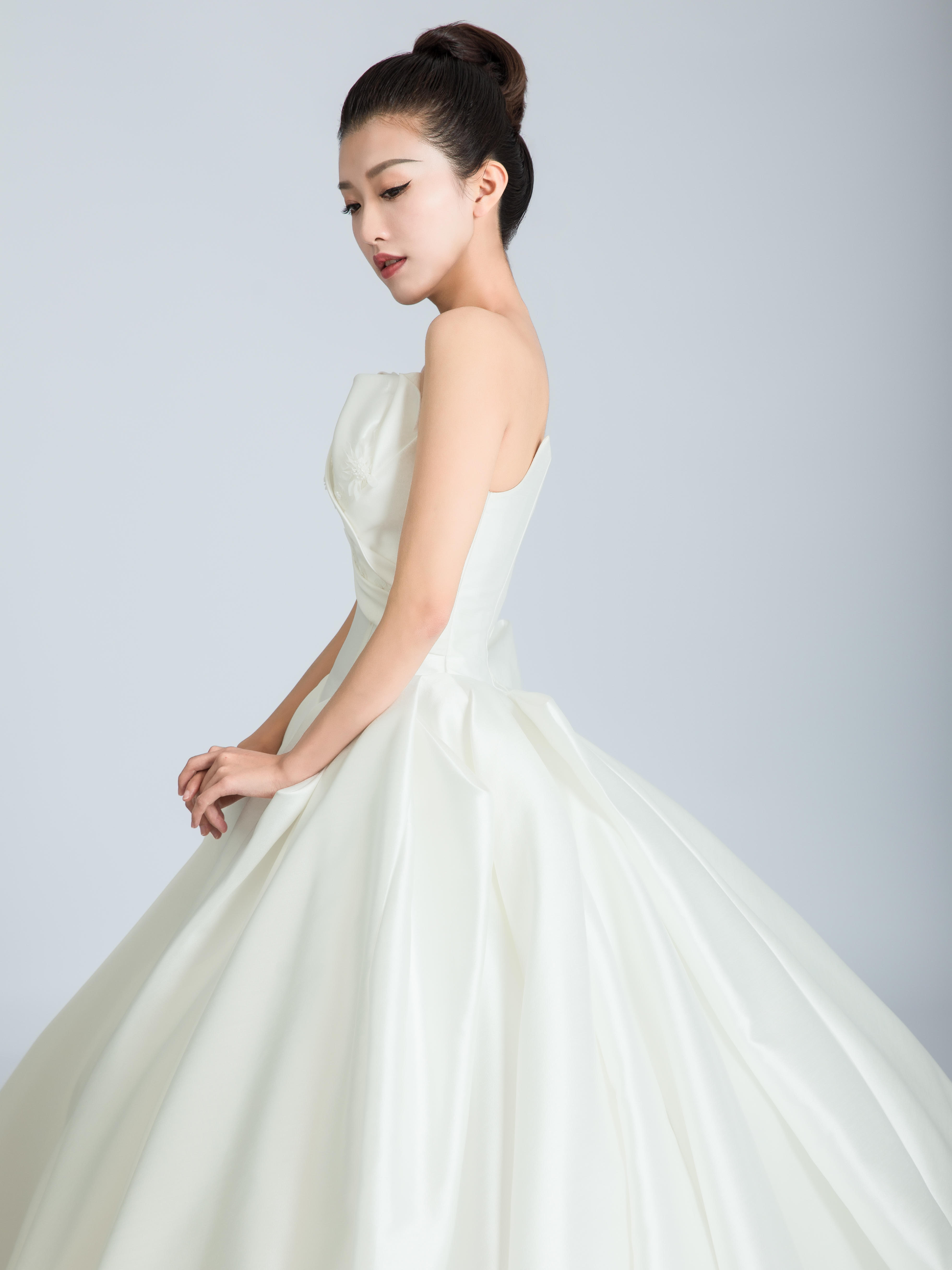 【超高性价比】精致婚纱租赁6件套系