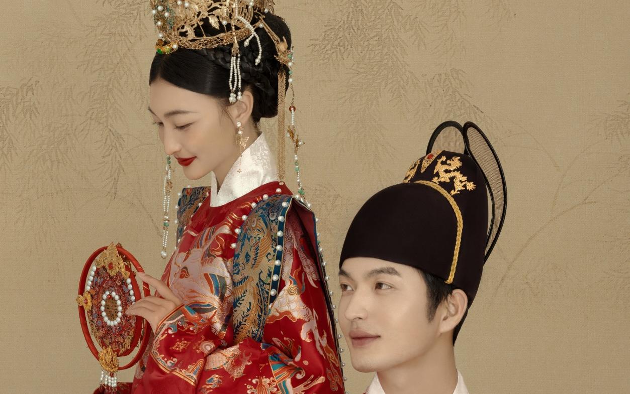 以后对备婚的你有用的新中式秀禾婚纱照🌹