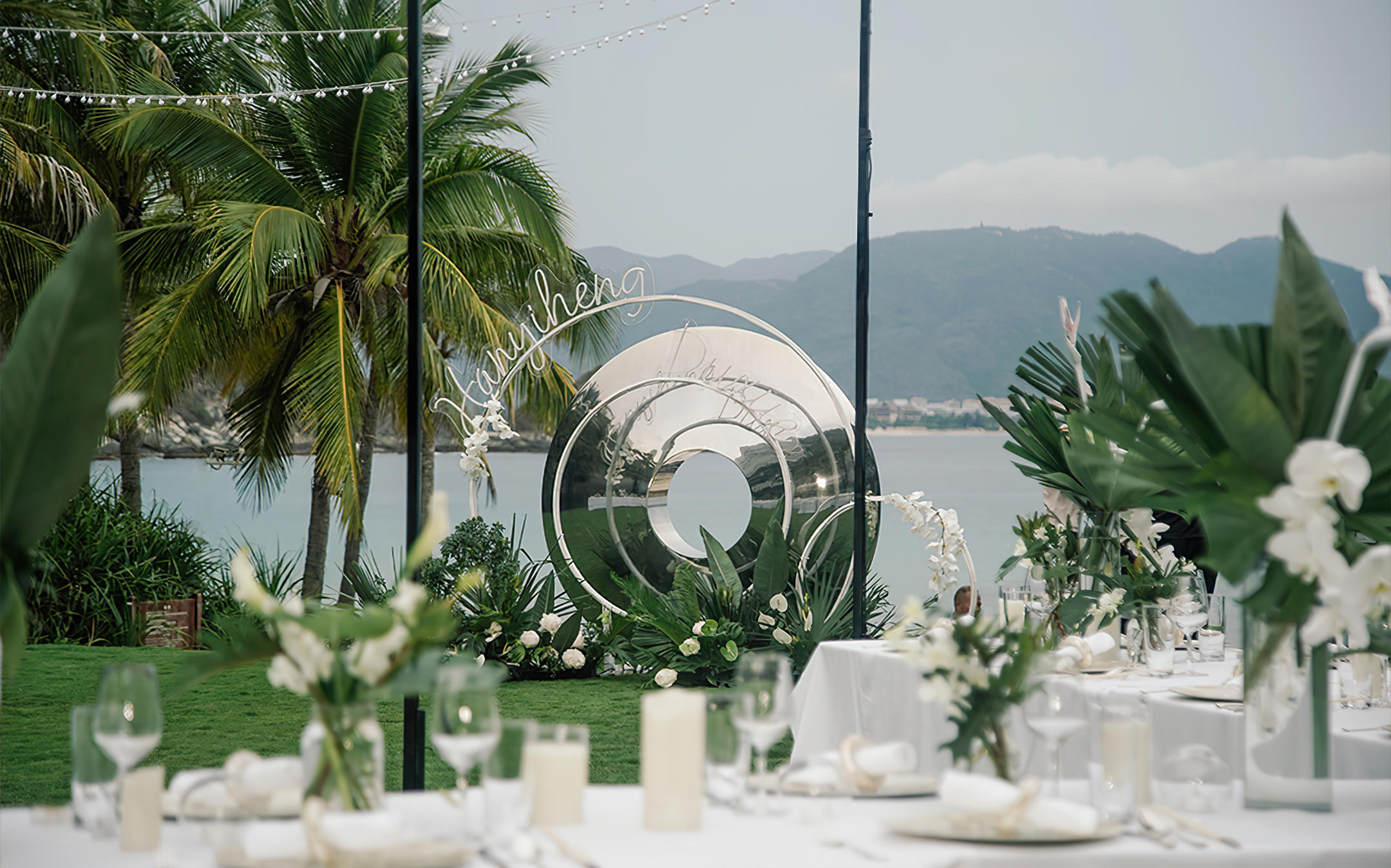 【绯红天空】三亚主题婚礼/草坪婚礼/二人婚礼