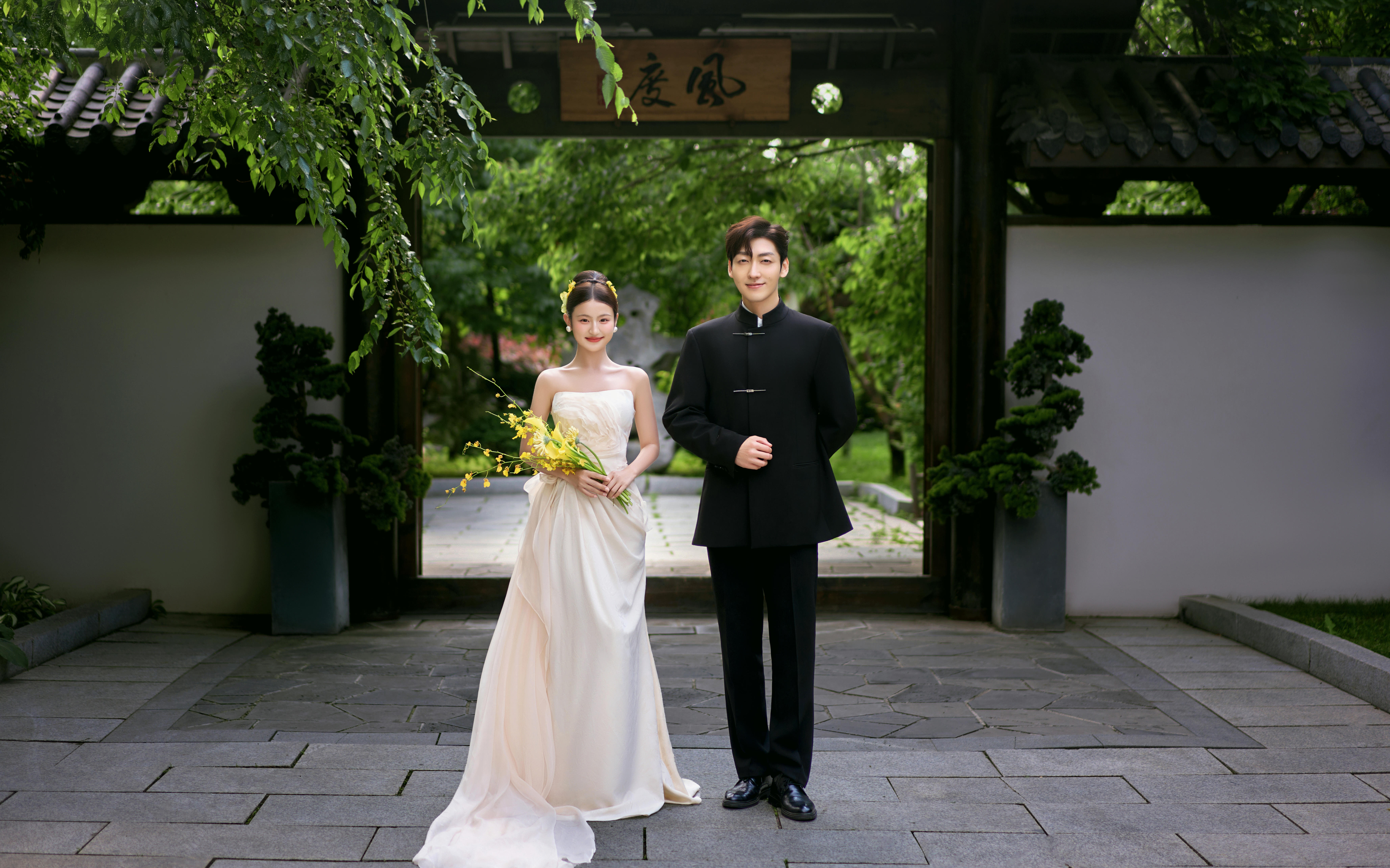 园林婚纱有不一样的韵味