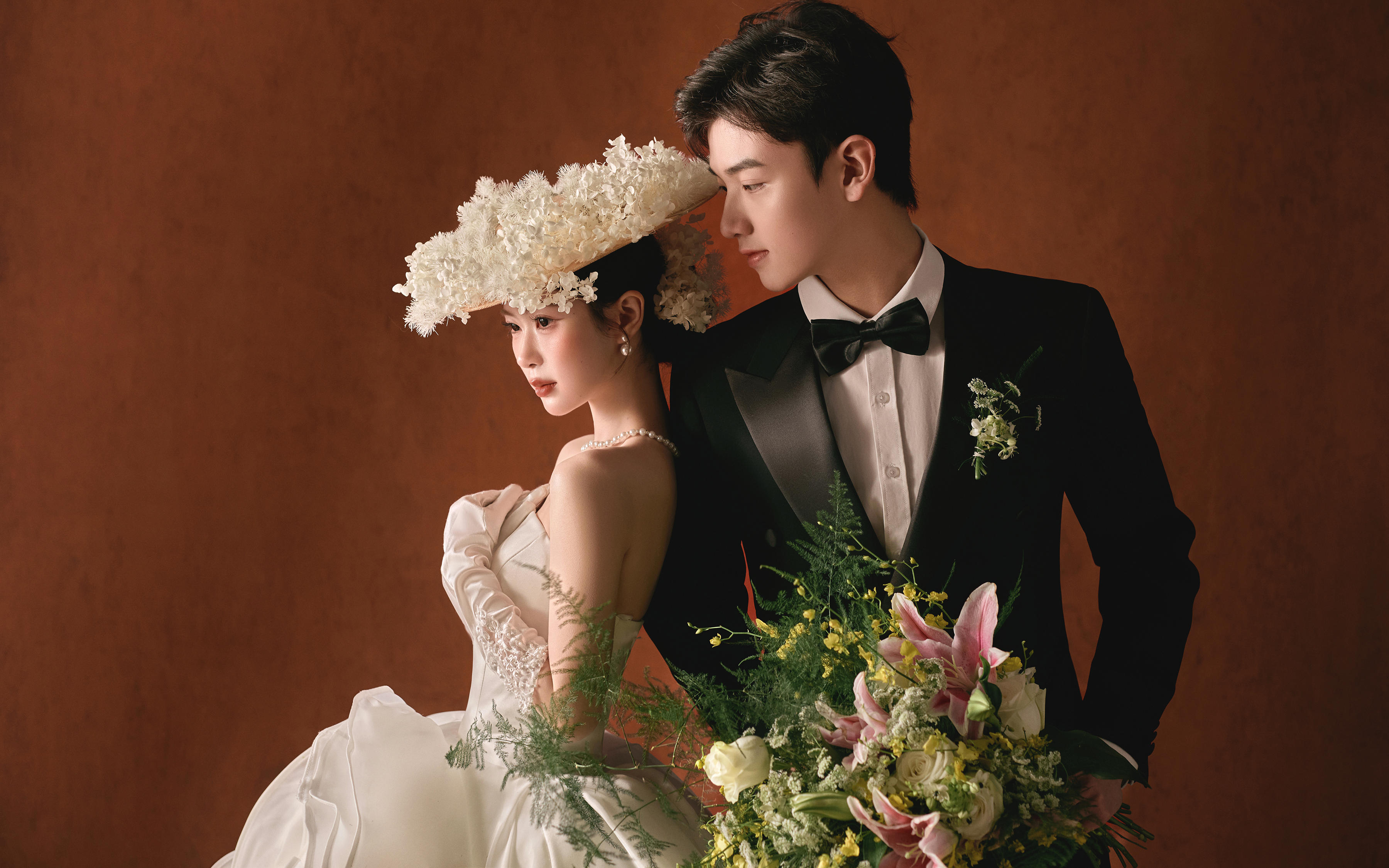 法式复古红婚纱照真的好出片