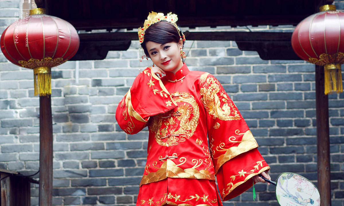 懿沉香新款秀禾服 结婚礼服 中式嫁衣 敬酒服