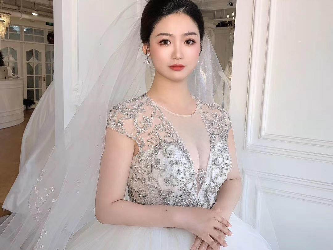 <婚纱任选档>总监跟妆|晨袍|中式|主纱|礼服