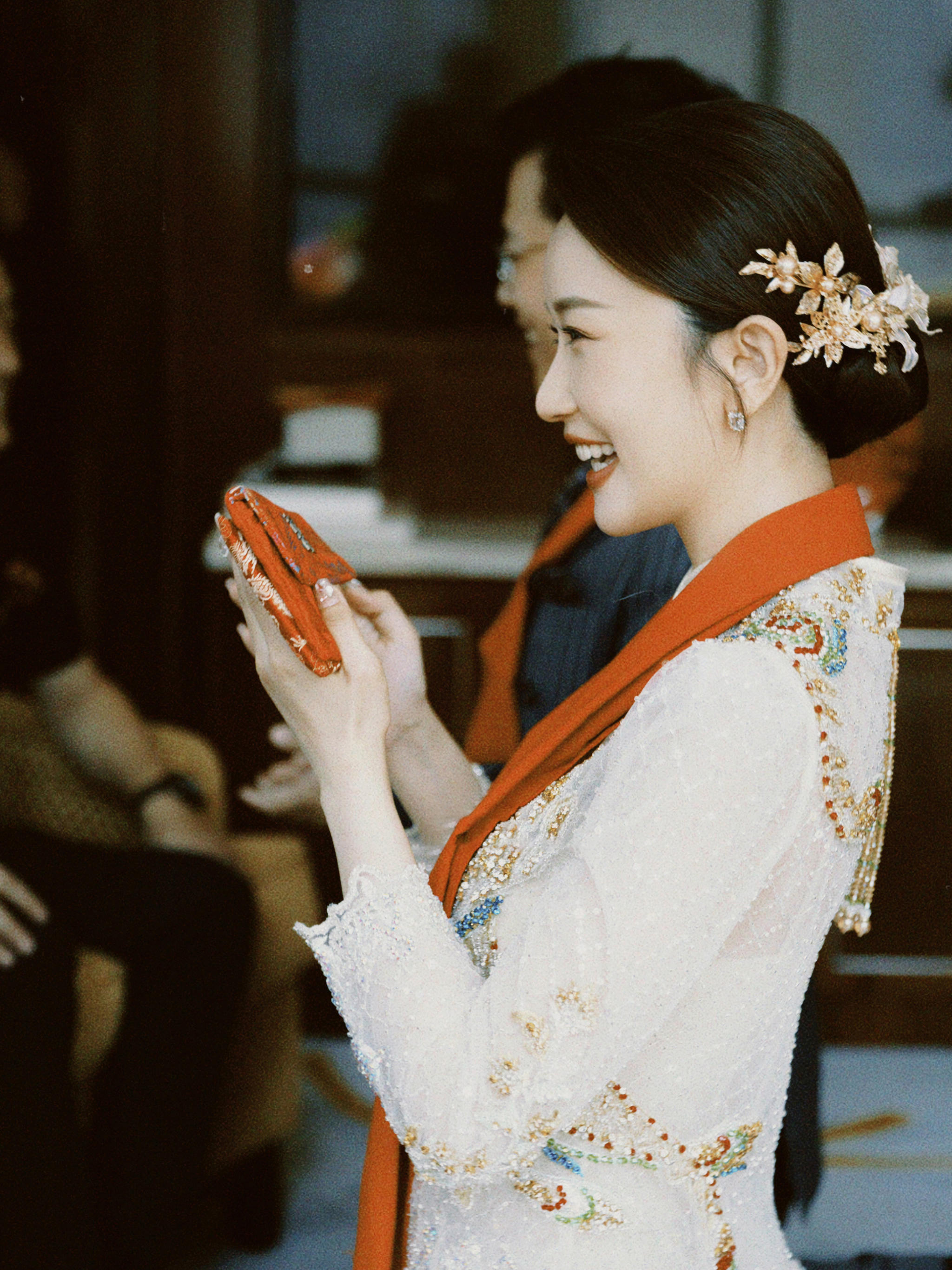 朝暮與共，歲歲年年