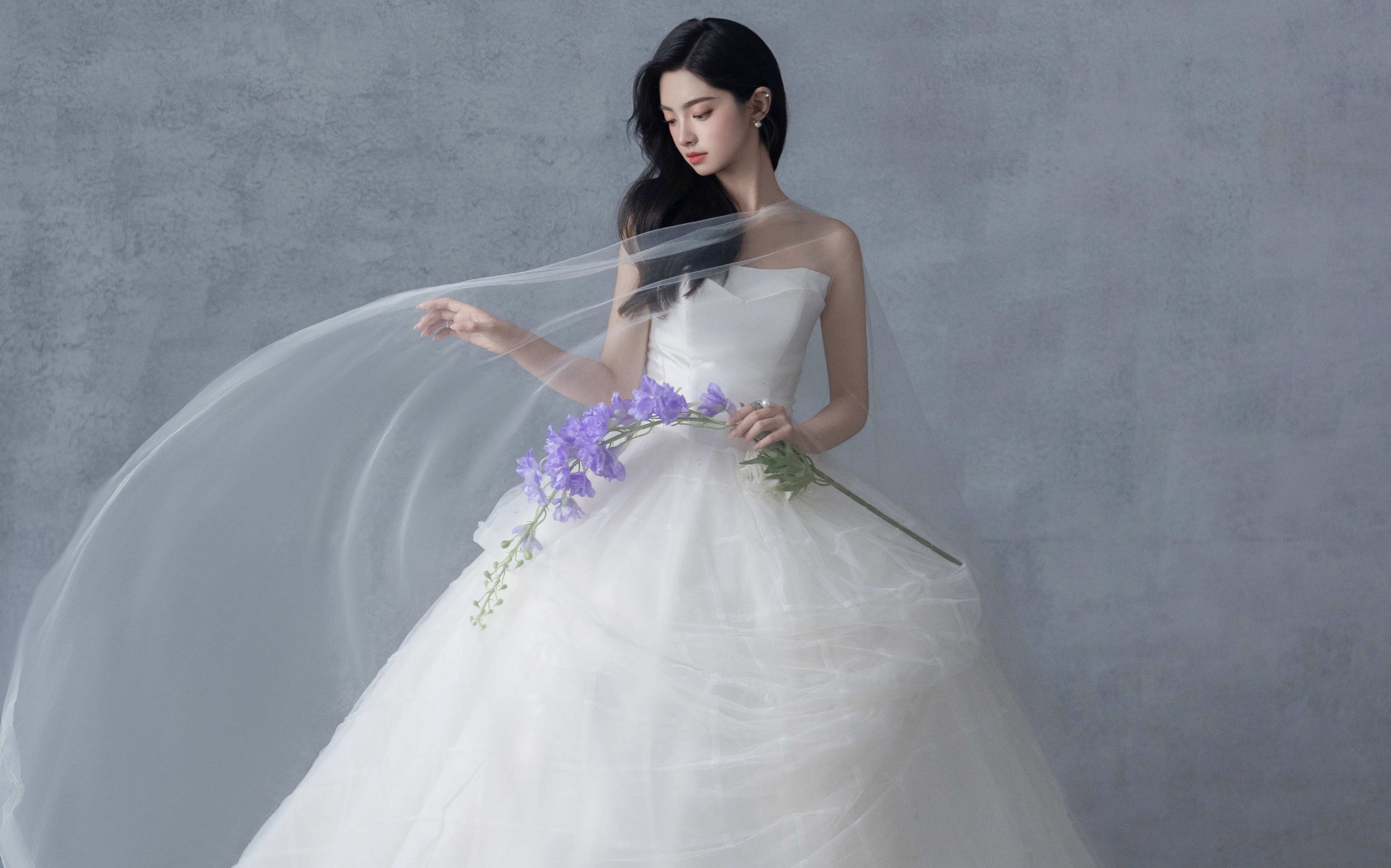静谧温柔的艺术美感 高级感油画婚纱照