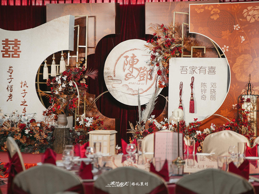 普宁米兰春天婚礼｜年轻长辈喜欢大气红金中式婚礼