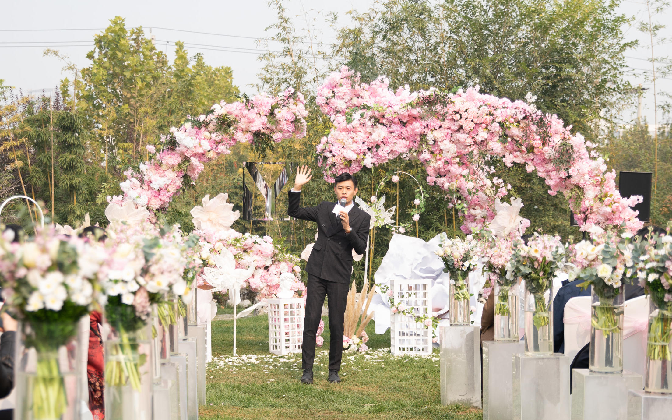 【标配-人气套餐】主持人+音乐助理