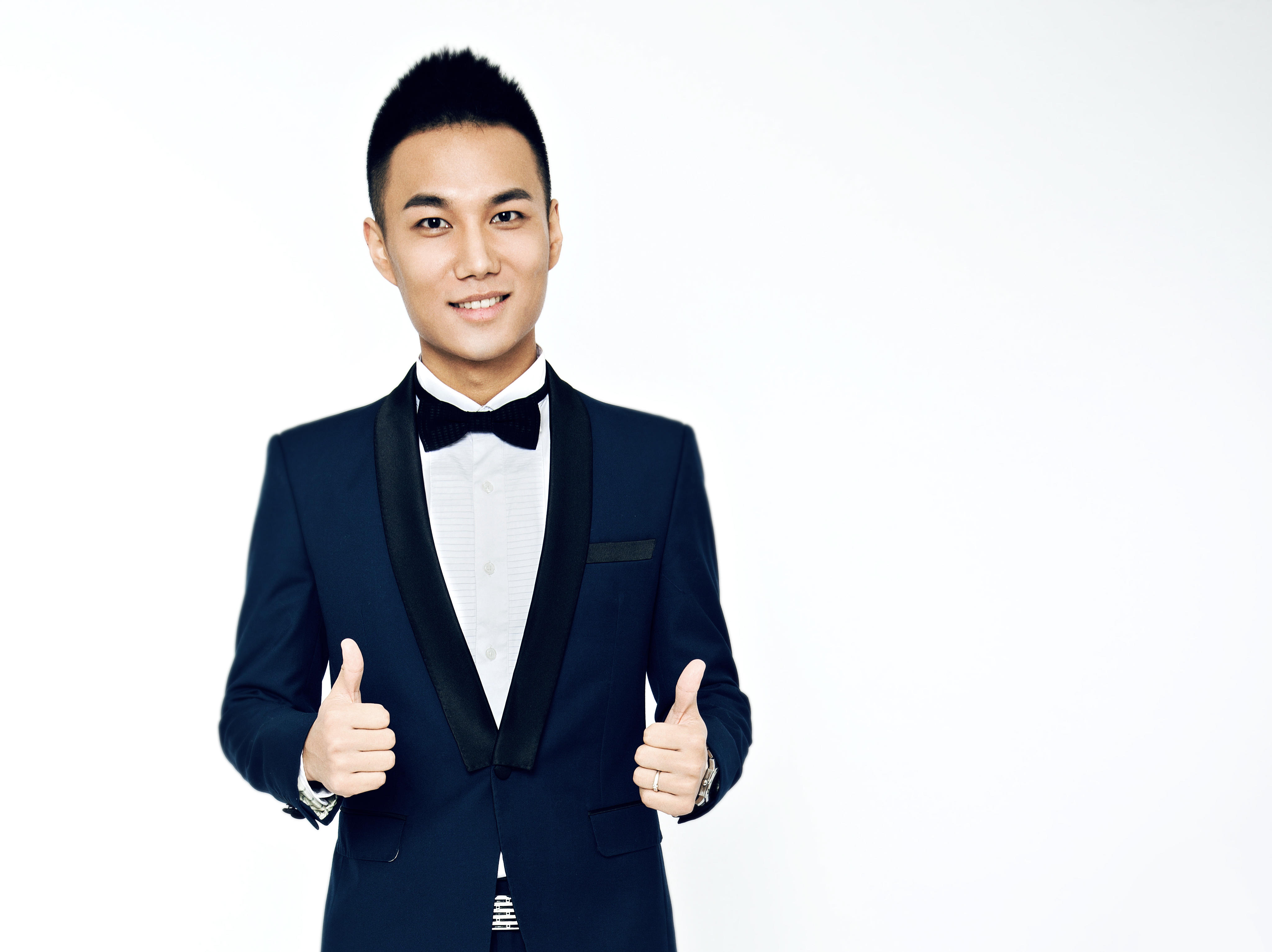 【5人团队】首席主持+婚礼管家+新娘秘书+执行