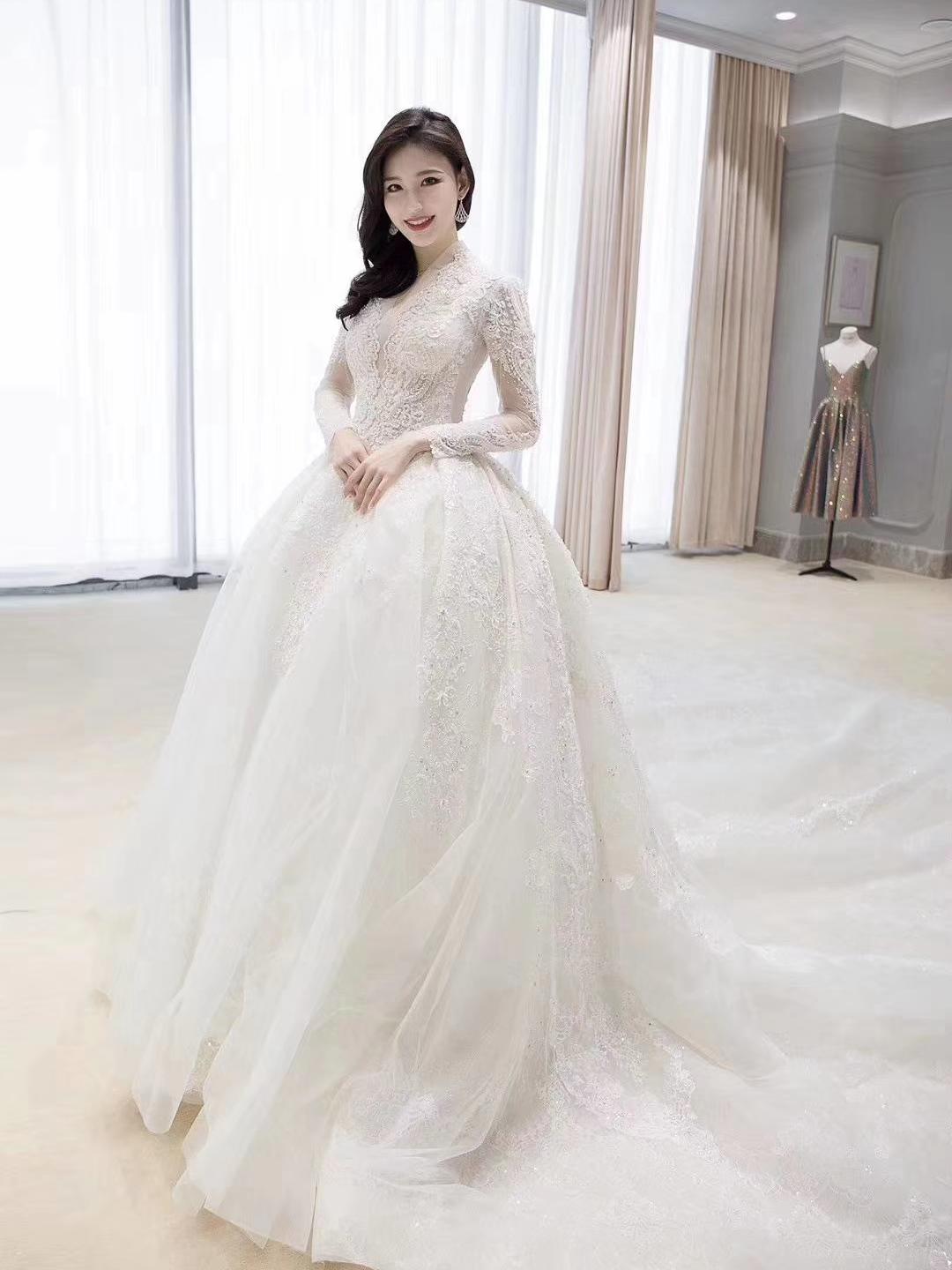 高端婚礼9件套+化妆师跟妆+妈妈婆婆妆