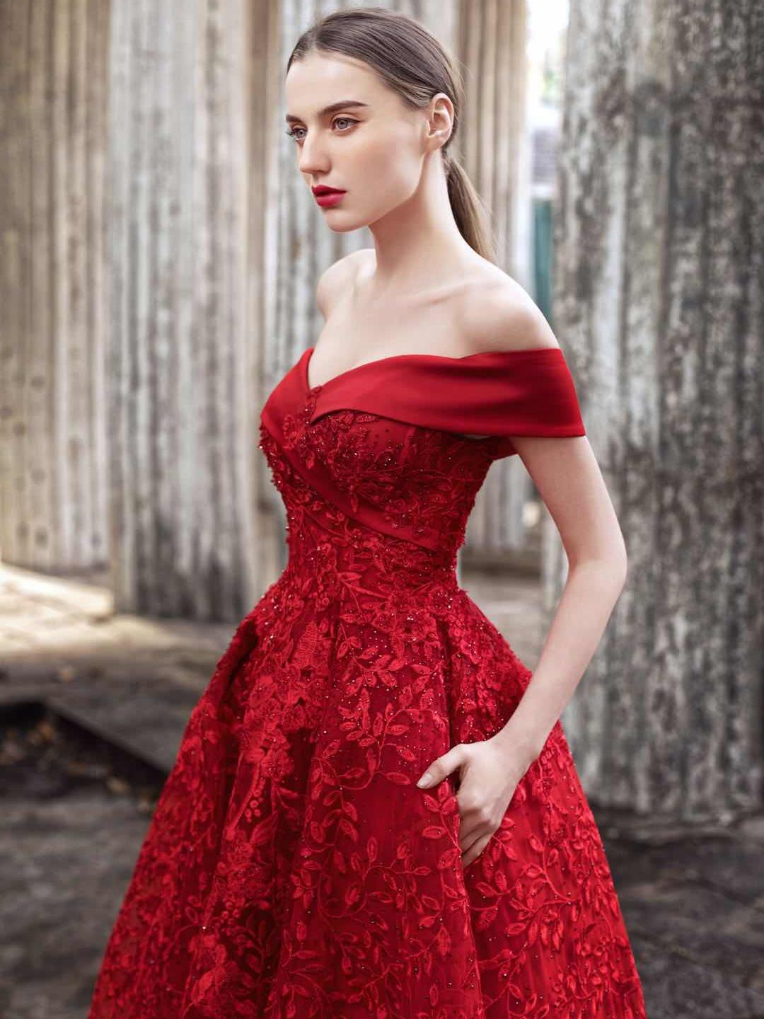 允诺婚纱一字肩抹胸敬酒礼服