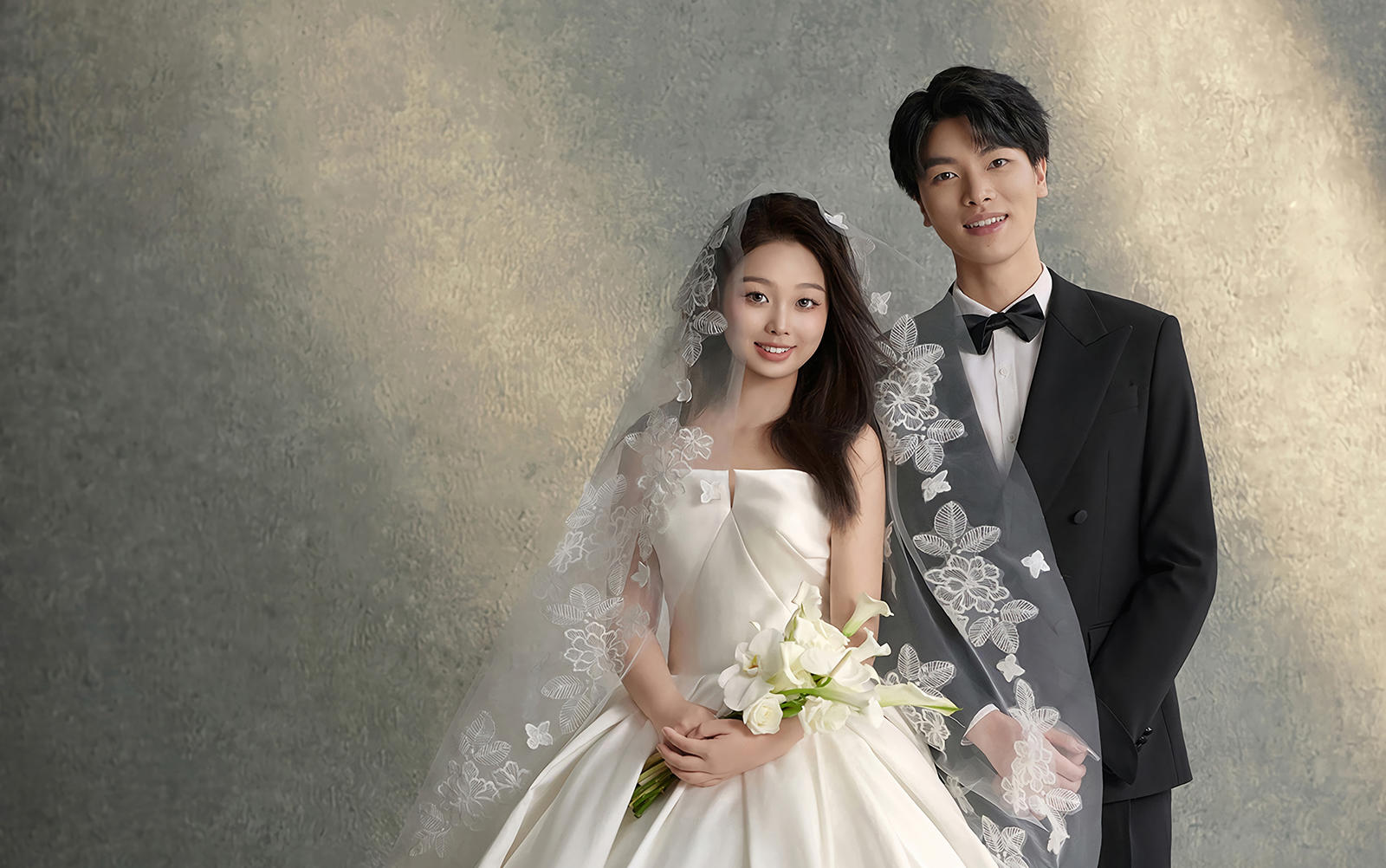 室内光影超绝 公主风缎面婚纱照