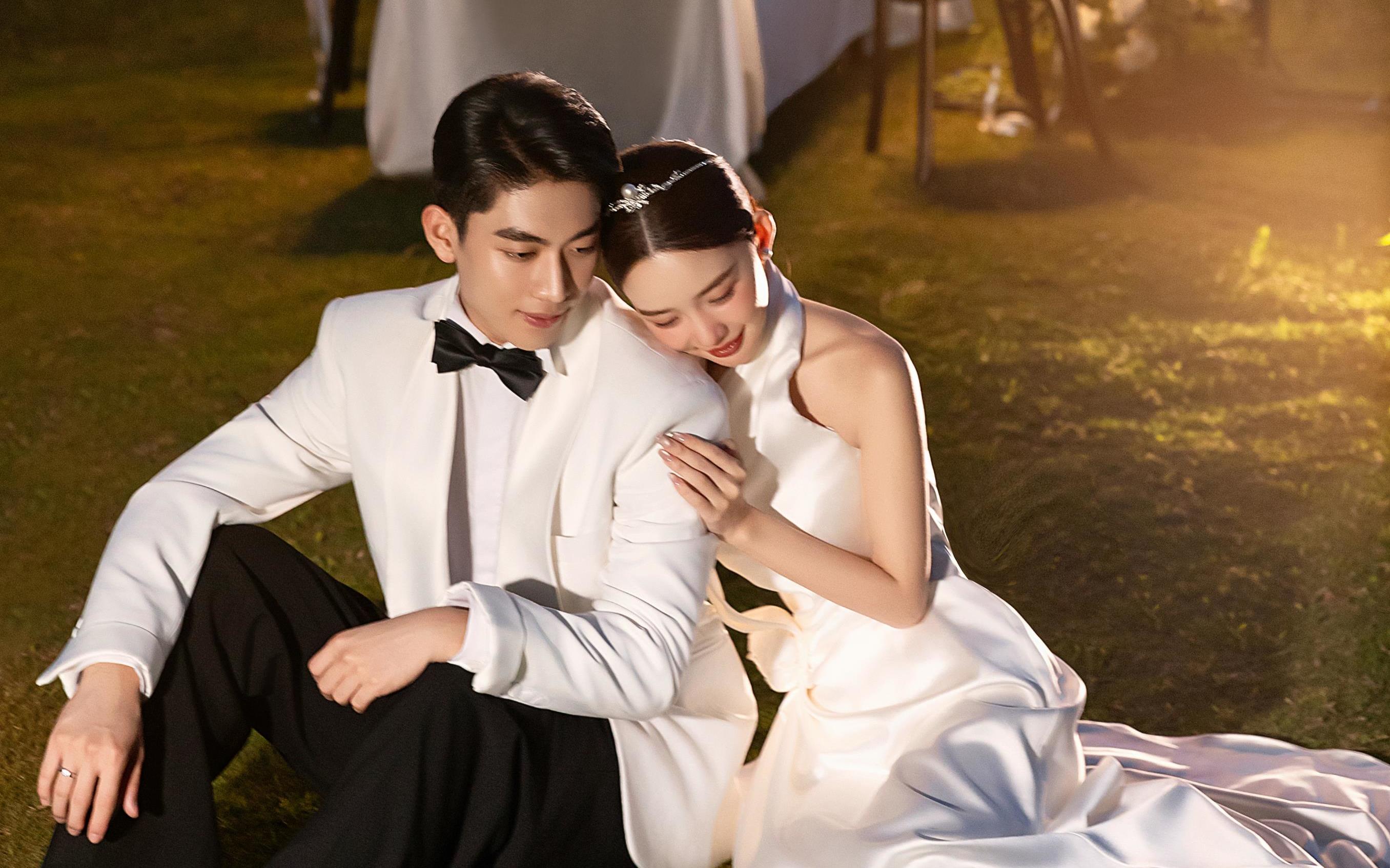 天哪?我的湖邊浪漫電影感婚禮婚紗照