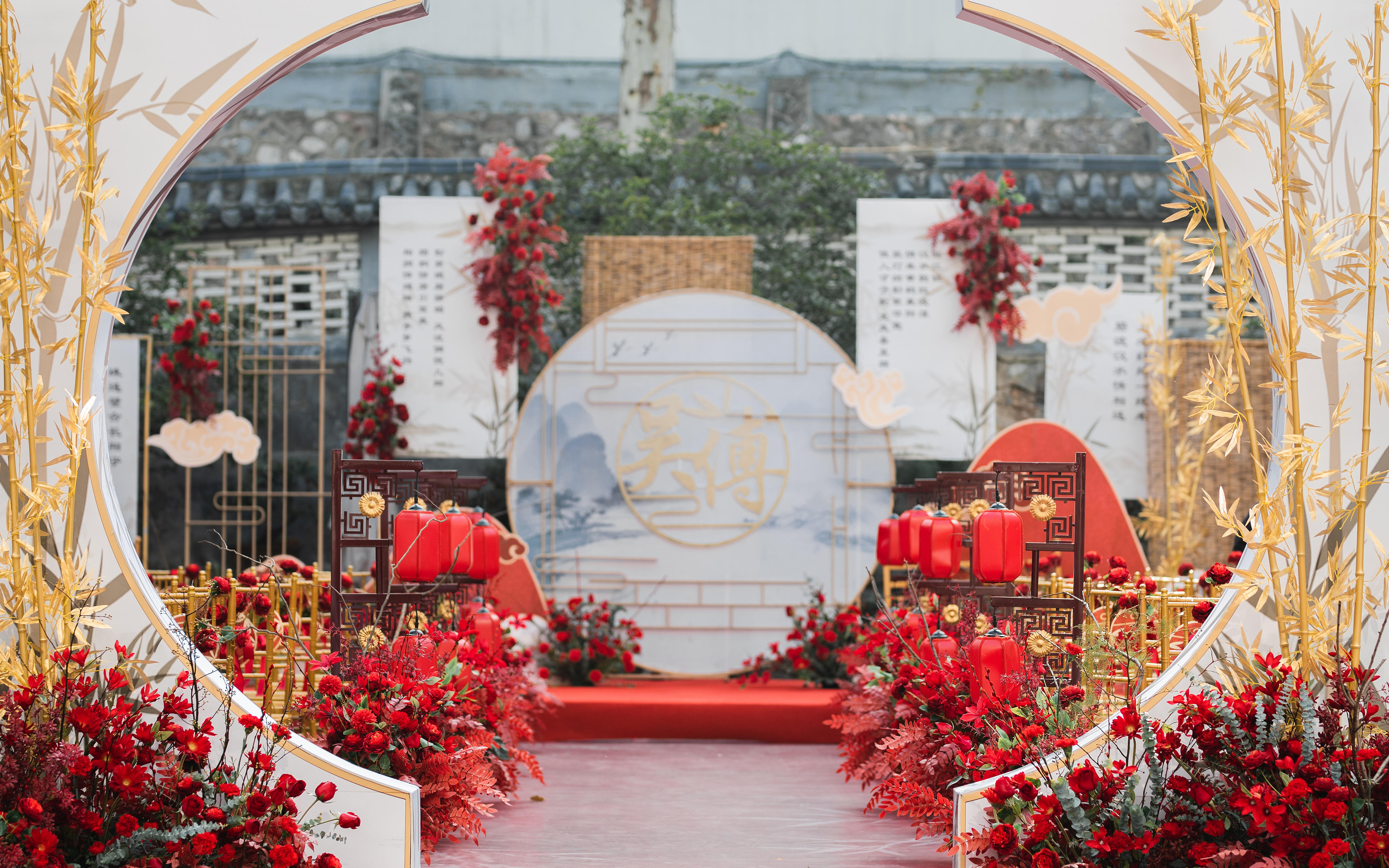 【洛琳婚礼】户外中式红色系婚礼 |  蔷薇花开