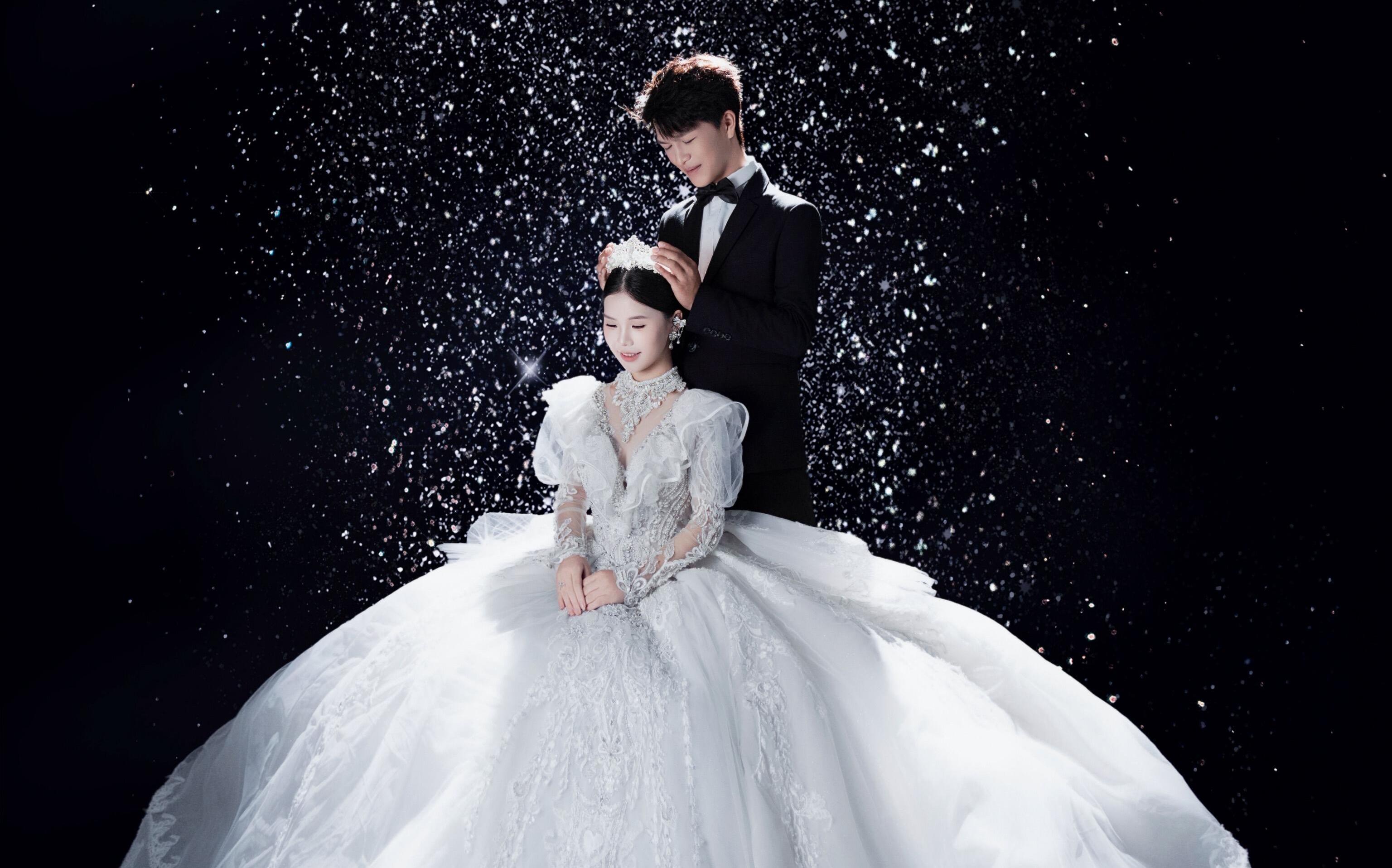 黑色銀河婚紗照，極 致浪漫的星空之約