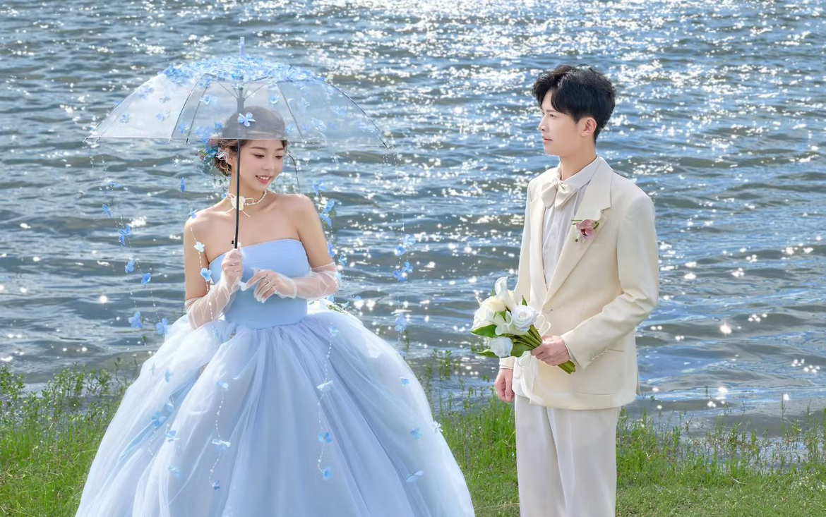 关于我们，关于蓝色的婚纱照💙 
