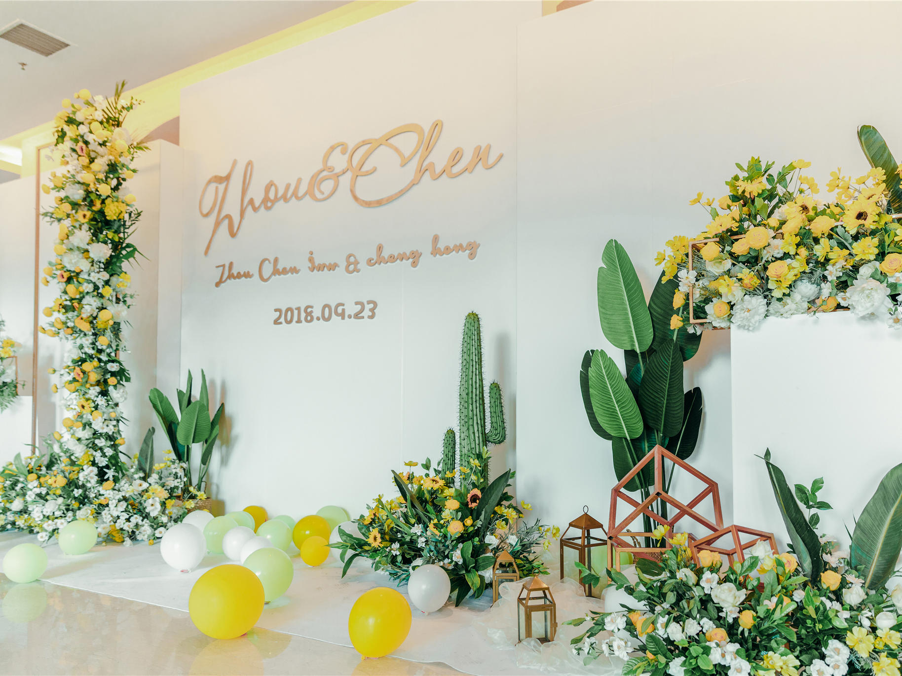 柠檬的夏日时光-柠檬黄色清新简约婚礼