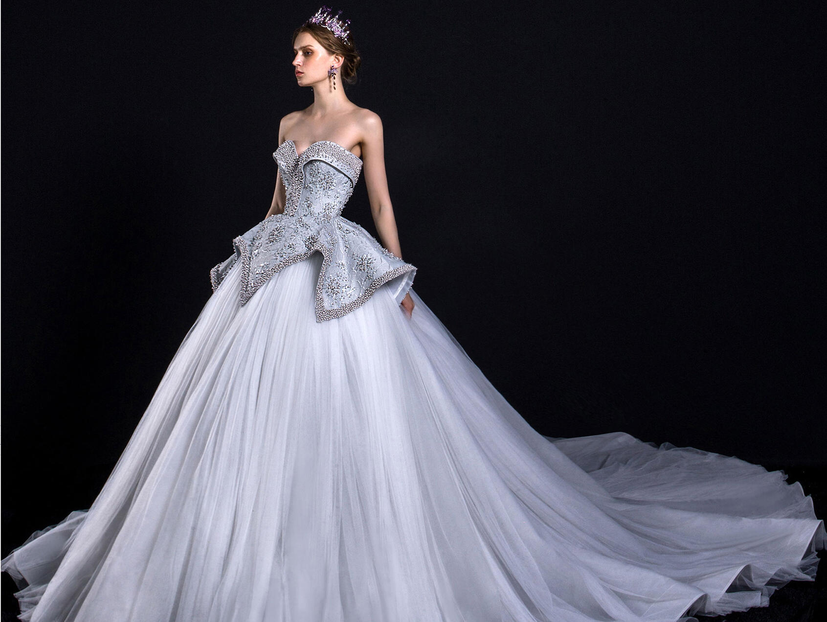 【人气推荐】大牌婚纱个性推荐  性价比超高任意选