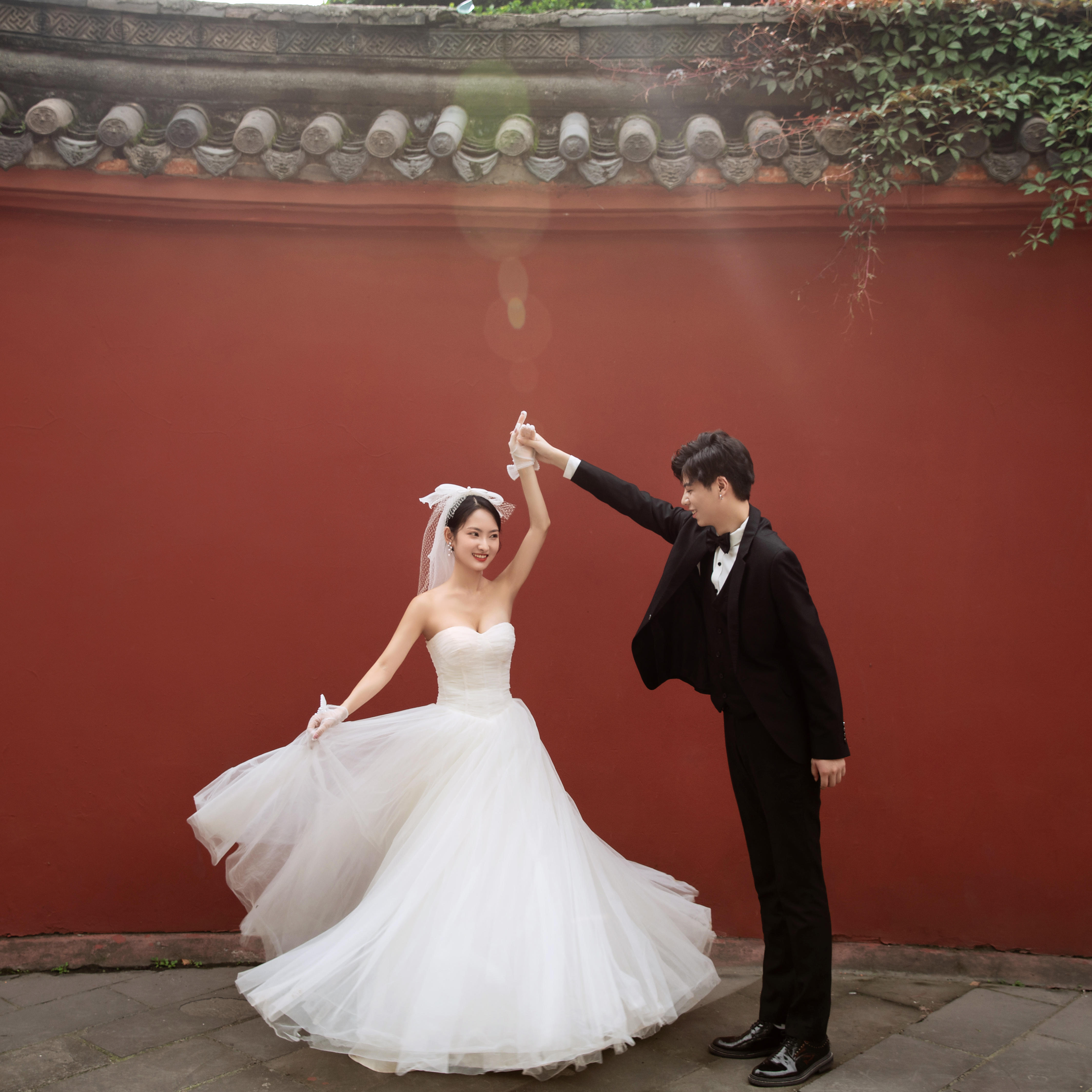 飞鱼摄影|北京角楼红墙胡同复古婚纱照