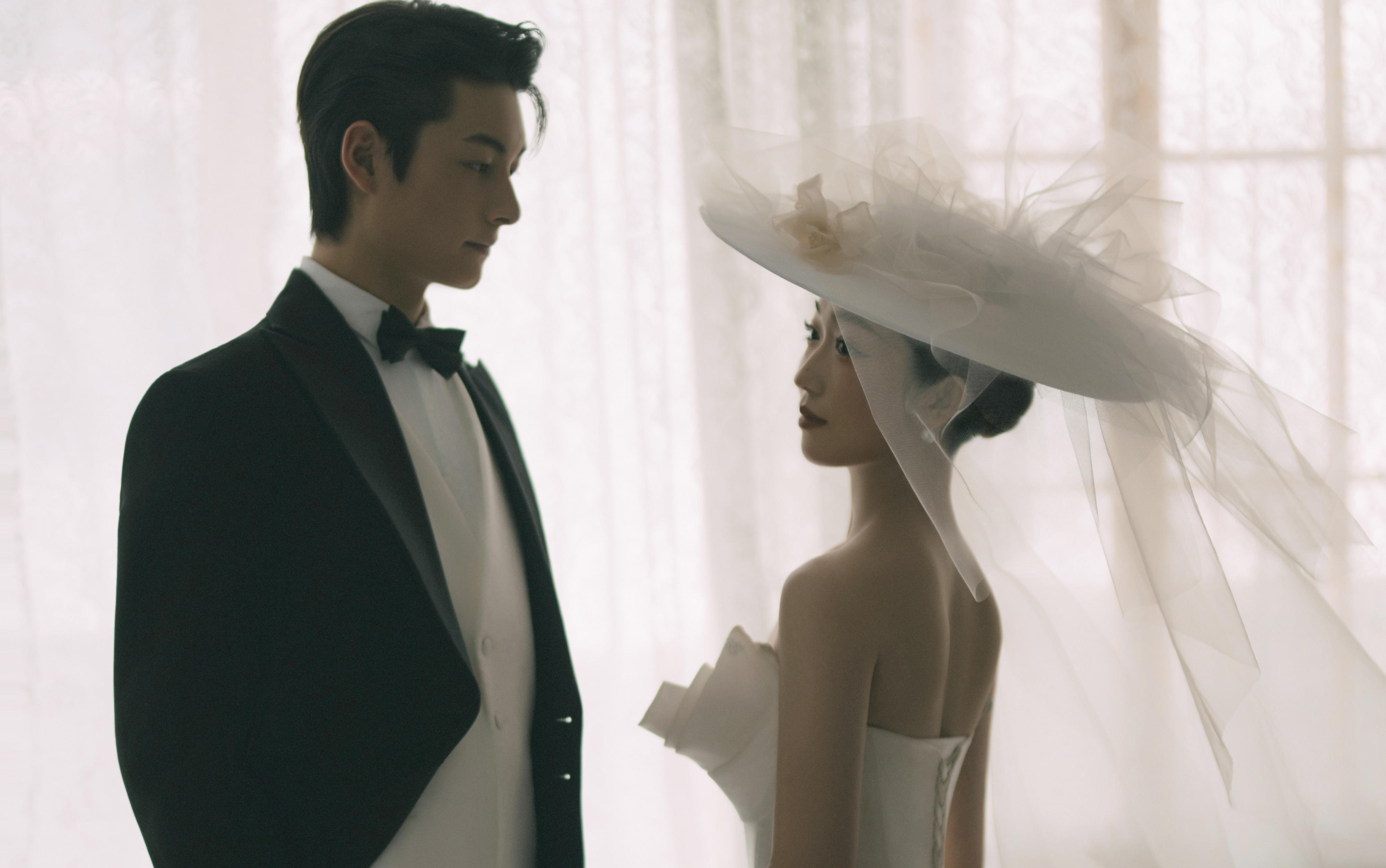 【輕復(fù)古婚紗照】復(fù)古濾鏡映白紗，解鎖慵懶高級感