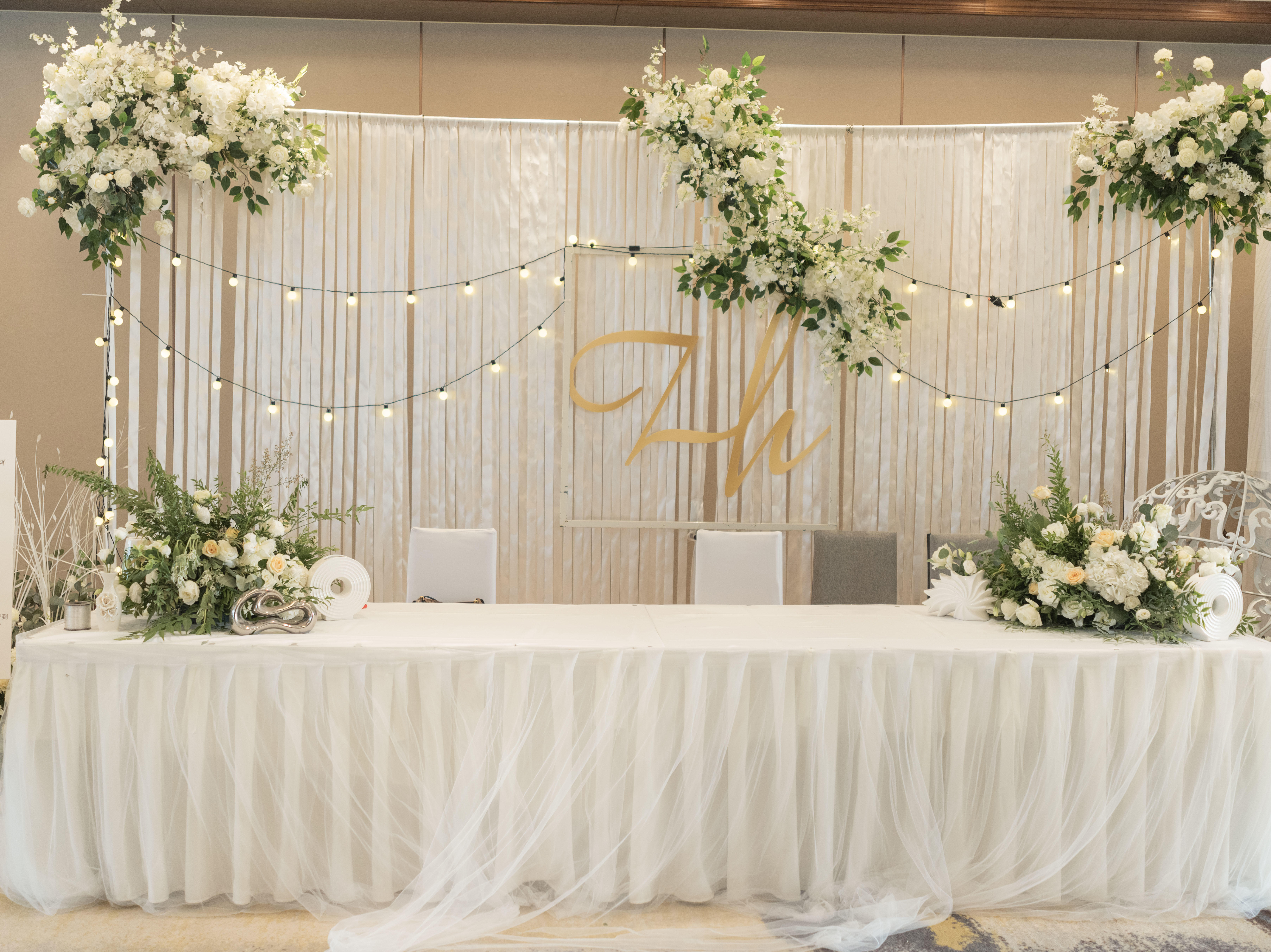 【香槟白婚礼】19年大热 花艺设计效果满分