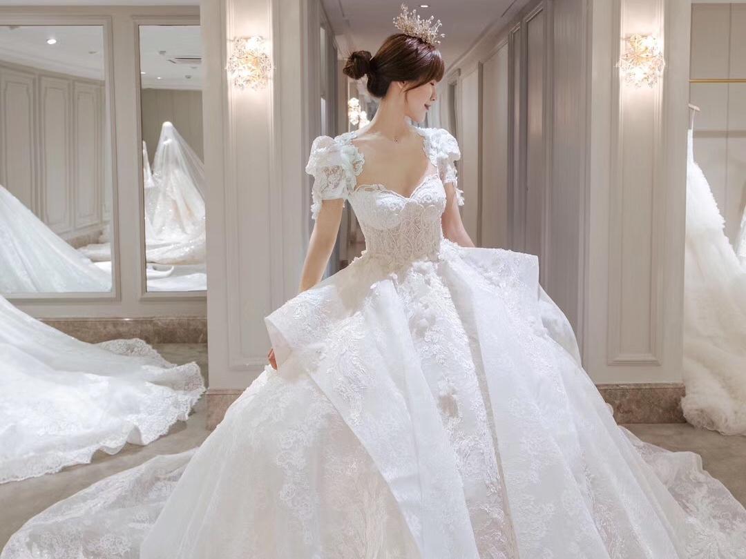 「特惠套餐」3件套婚纱租赁全款送免费伴娘租赁