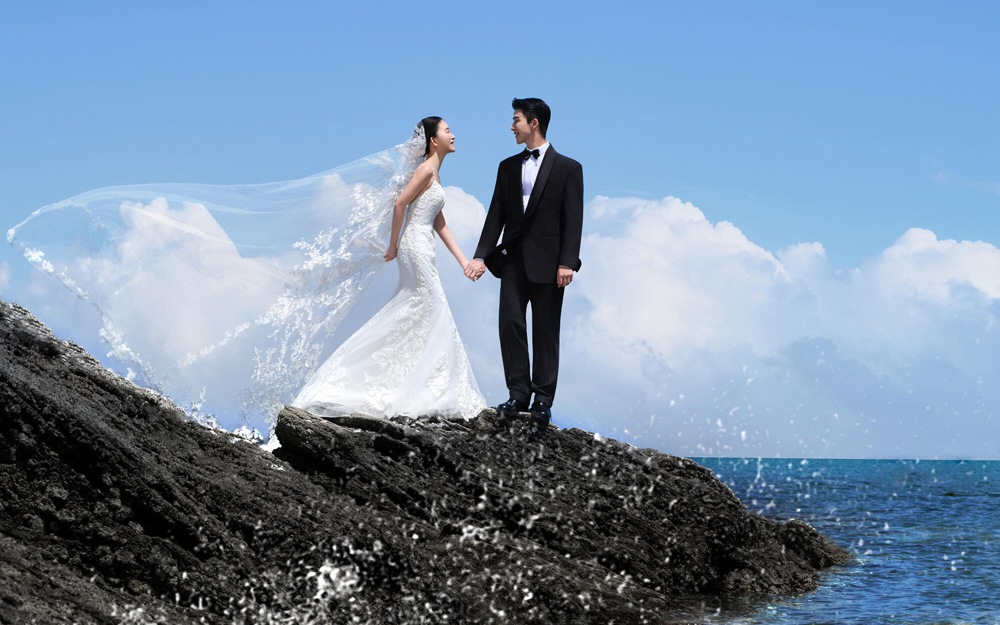 【海景旅拍】 定格山海间的浪漫✨礁石婚纱照好出片