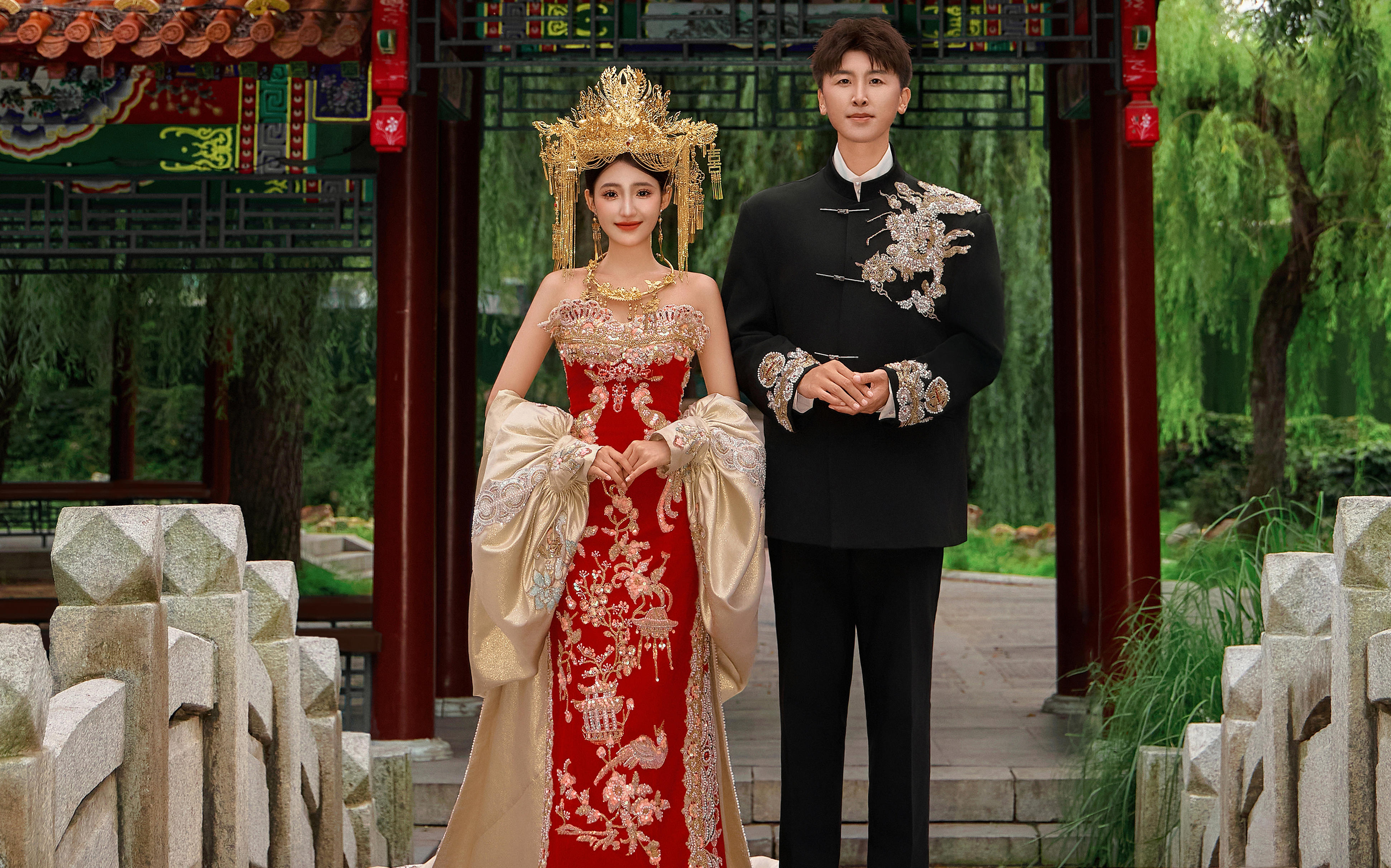 端莊大氣新國風(fēng)婚紗照