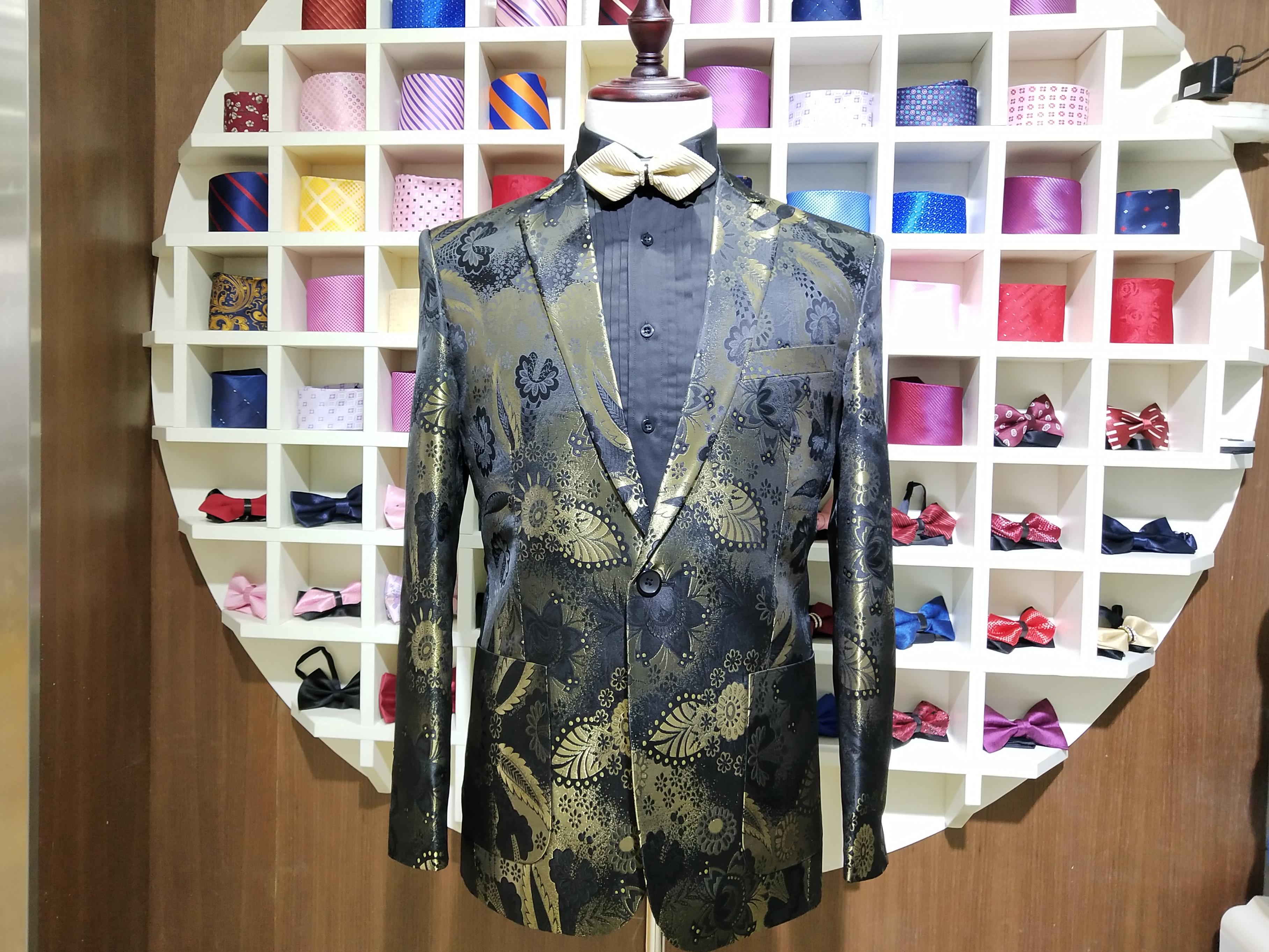 新款礼服、量身定制、三件套、意大利品牌锦缎