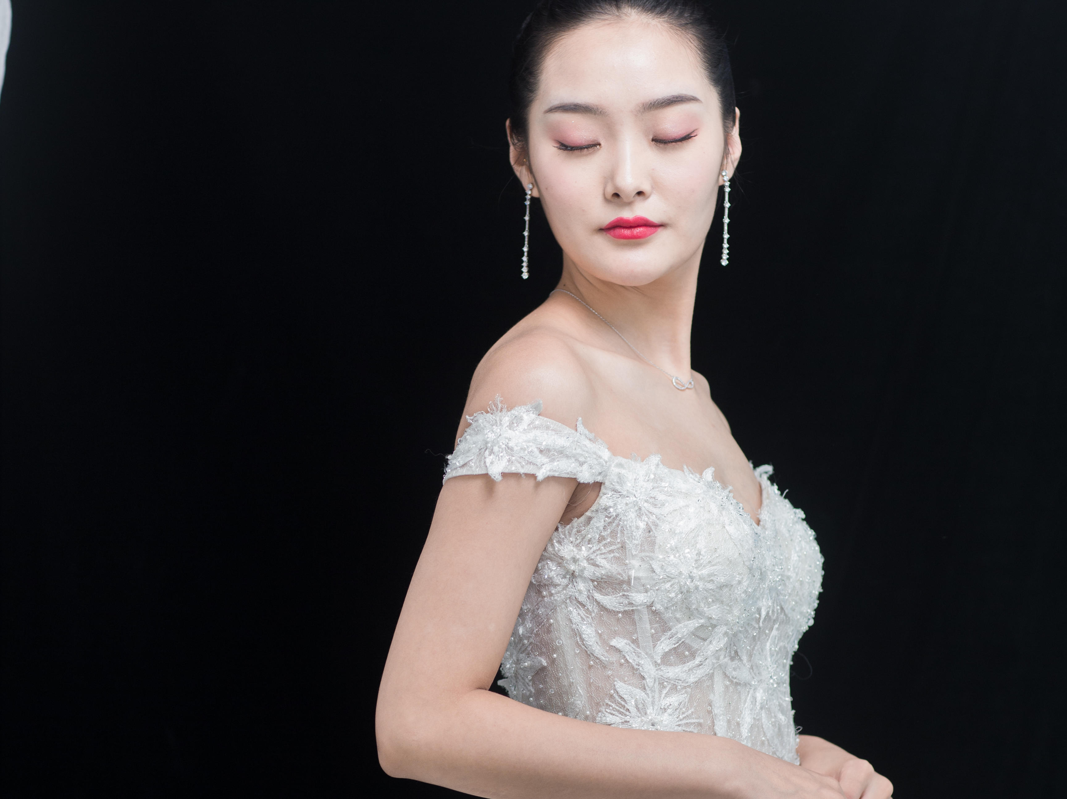 超值优惠婚纱套系租一送四