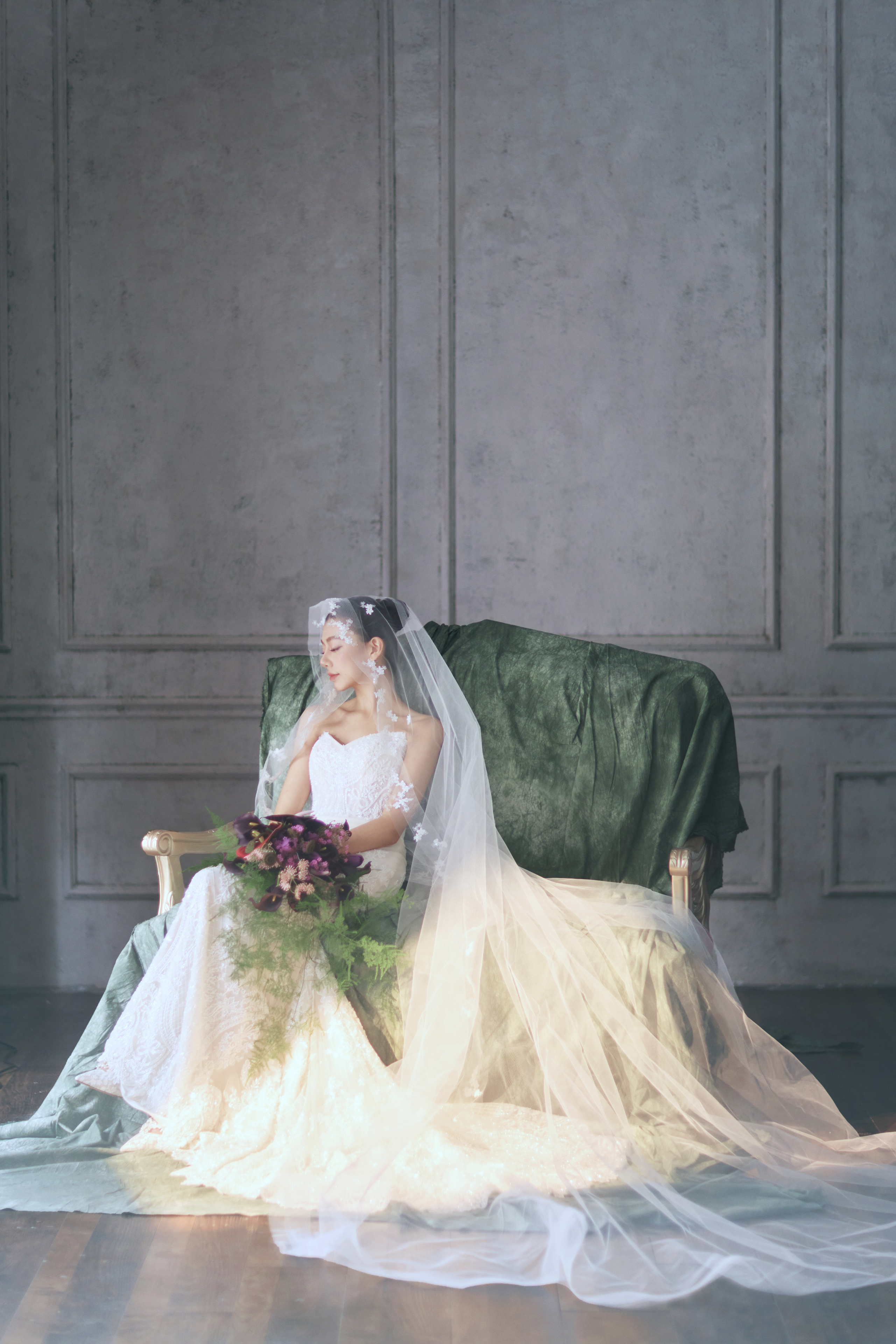 【热拍主题】森系草坪/韩式极简泰安婚纱照摄影